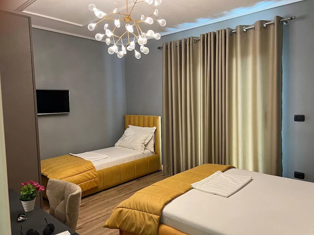 Bed in Hotel Vila Tirana