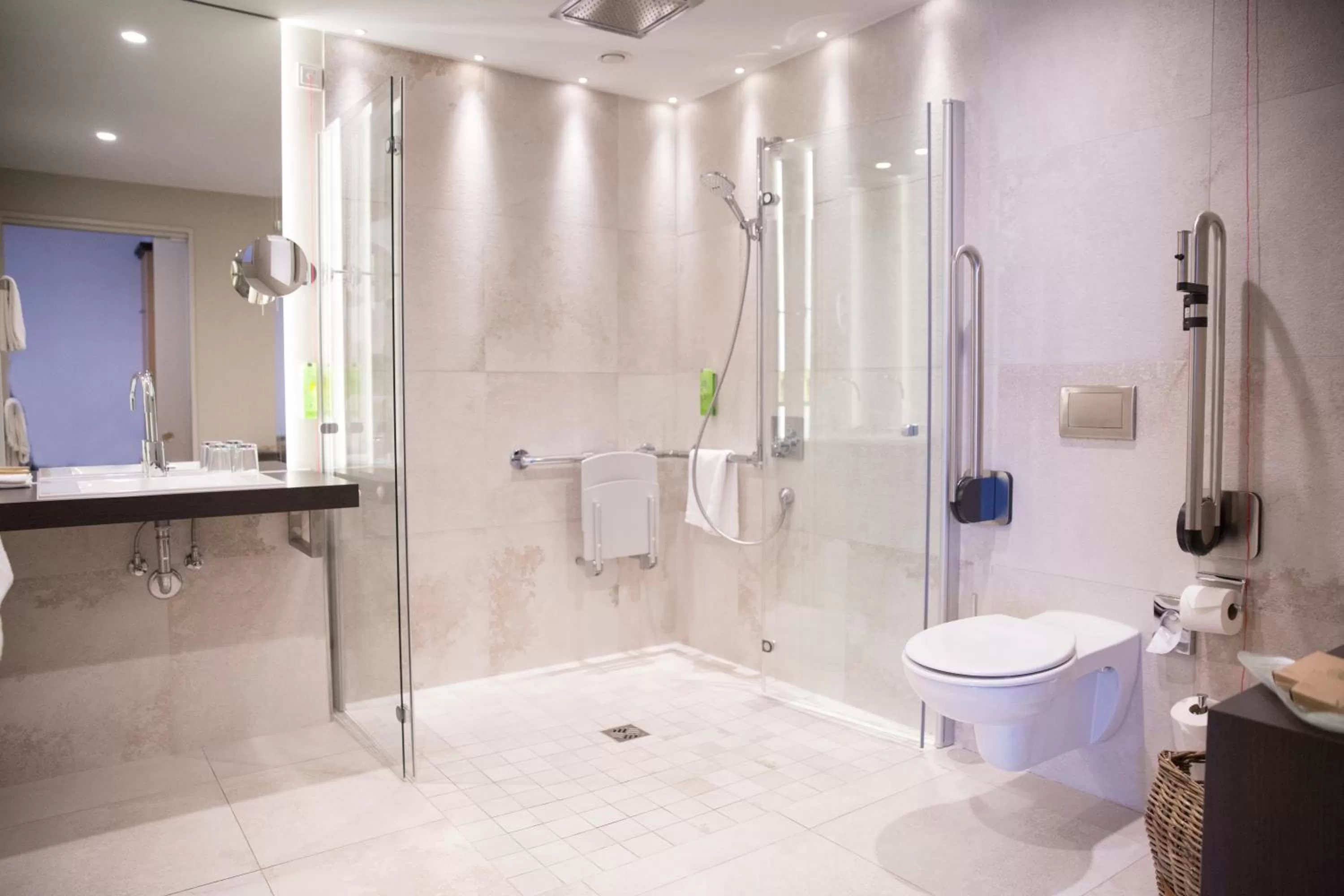 Photo of the whole room in Hofhotel Grothues-Potthoff