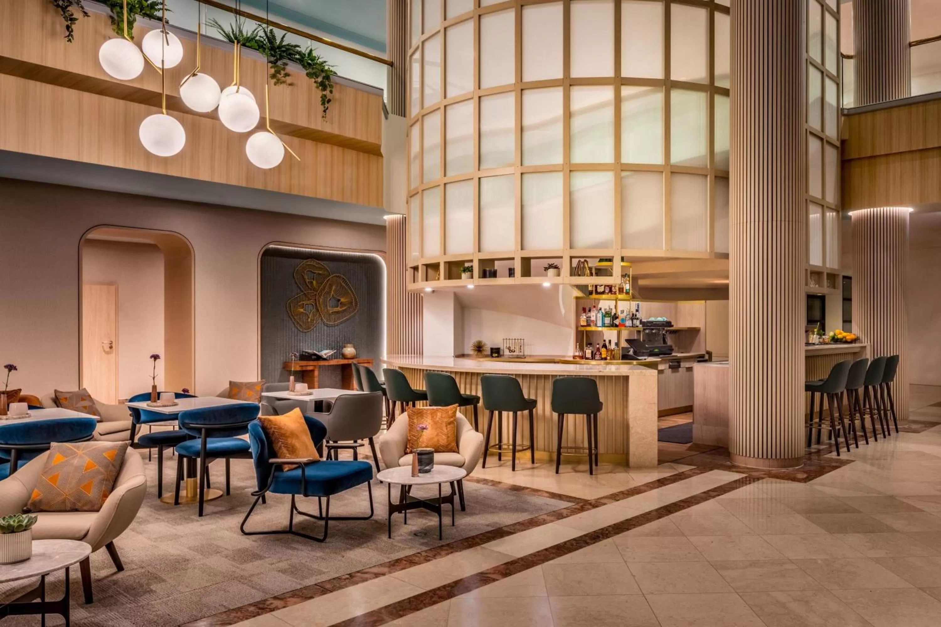 Lounge or bar in Munich Marriott Hotel