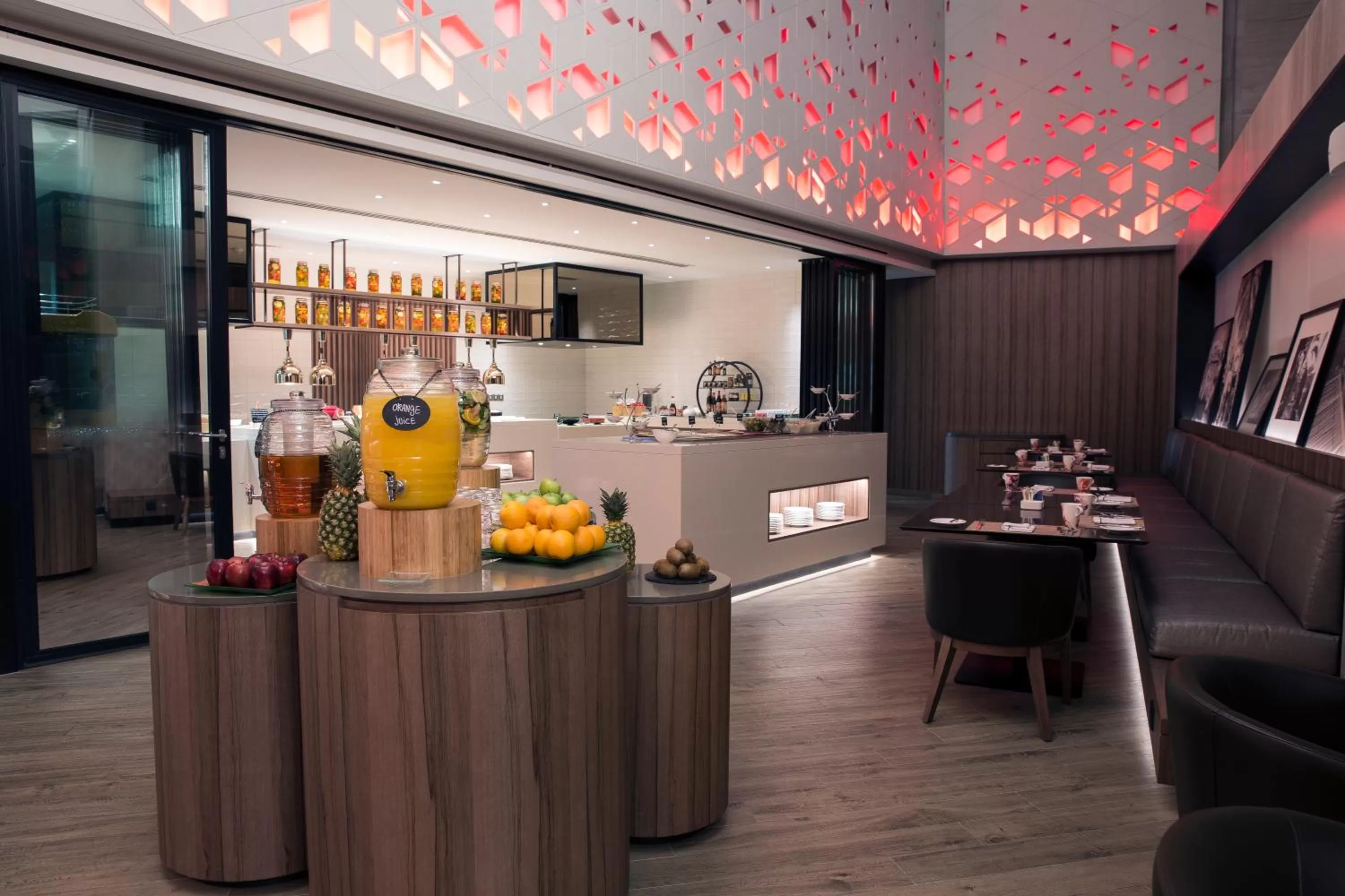 Restaurant/places to eat in Mysk Al Mouj Hotel