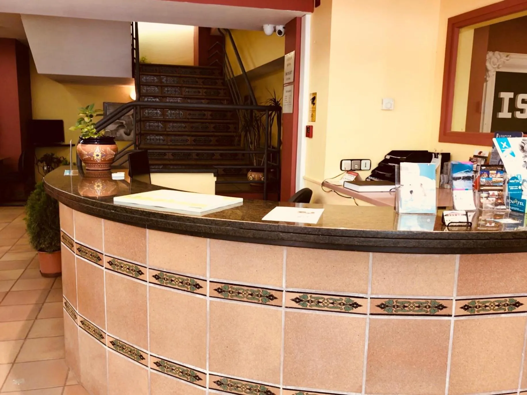 Lobby or reception in Hotel Refugi dels Isards