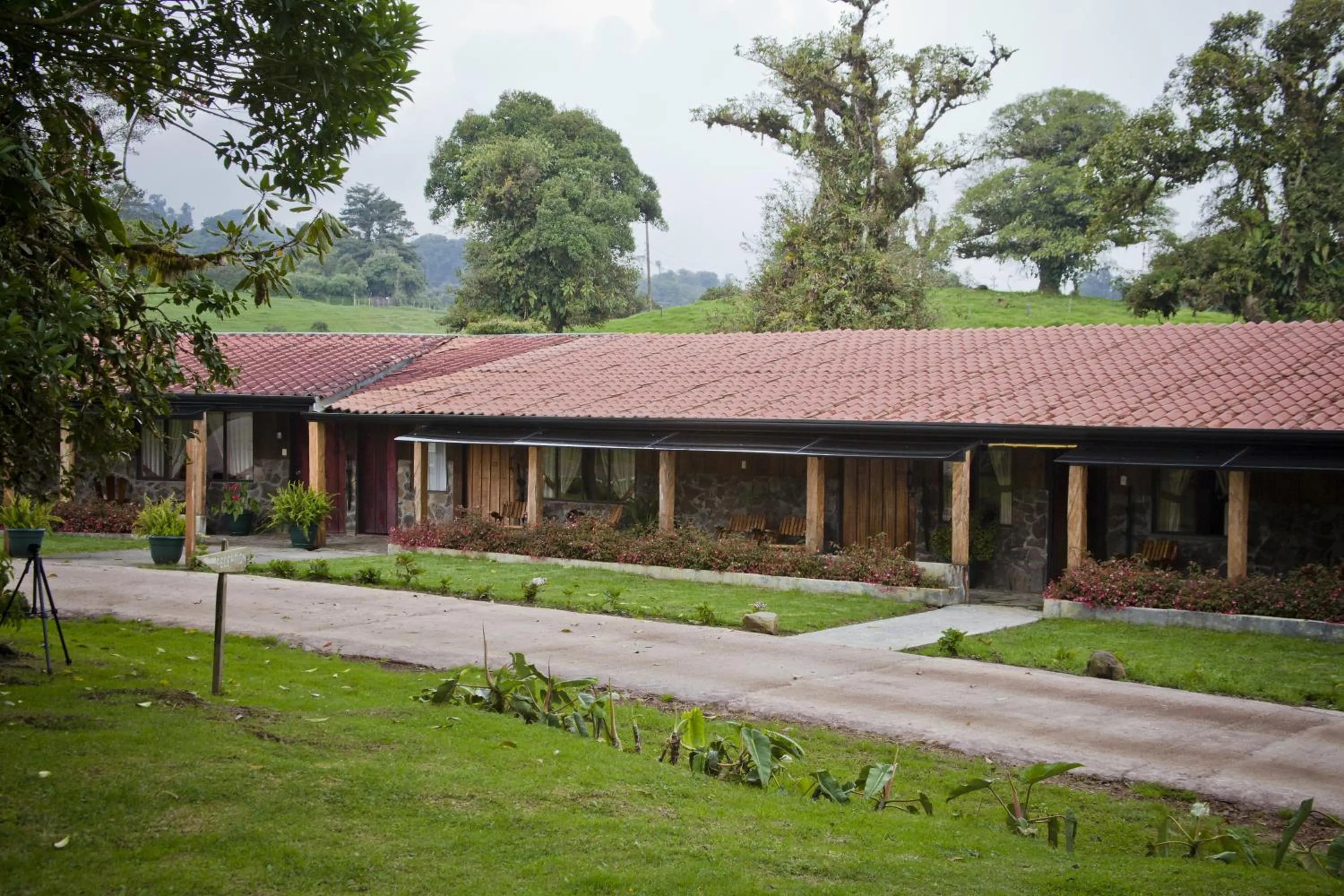 Photo of the whole room in Poas Volcano Lodge