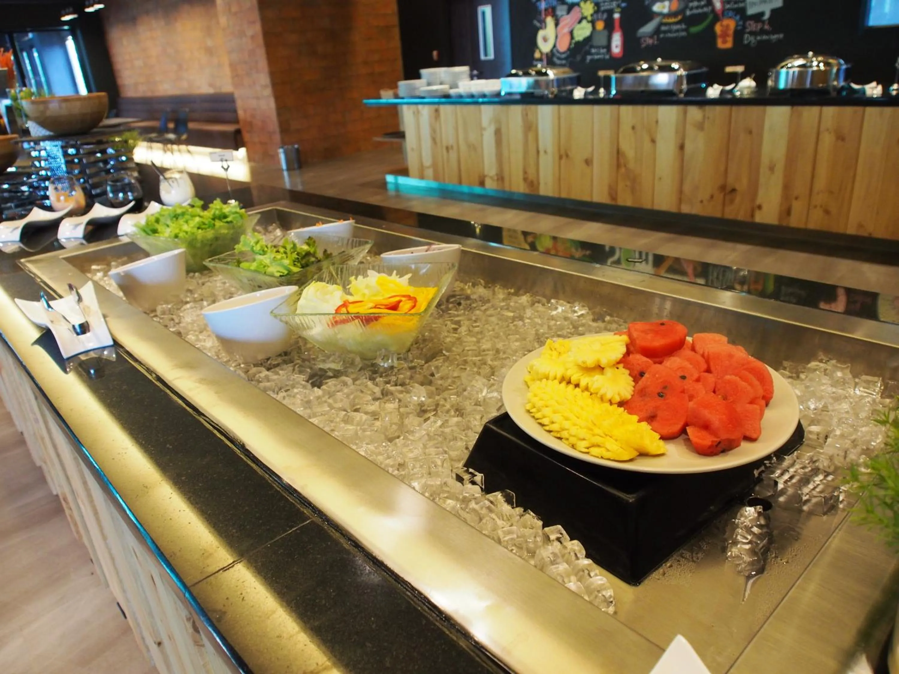 Restaurant/places to eat in DARA Hotel - SHA Plus