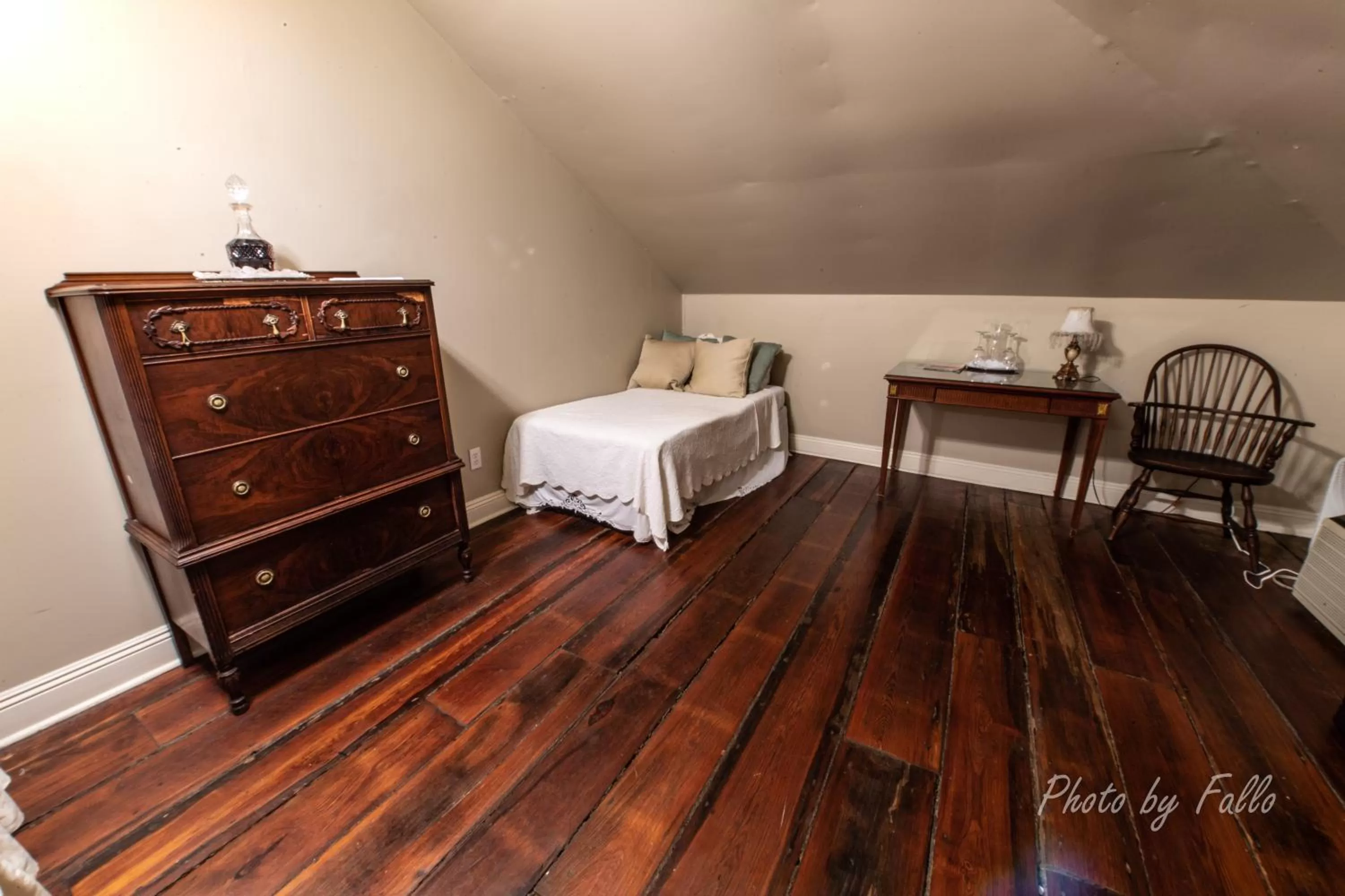 Bed in Edgar Degas House Historic Home and Museum