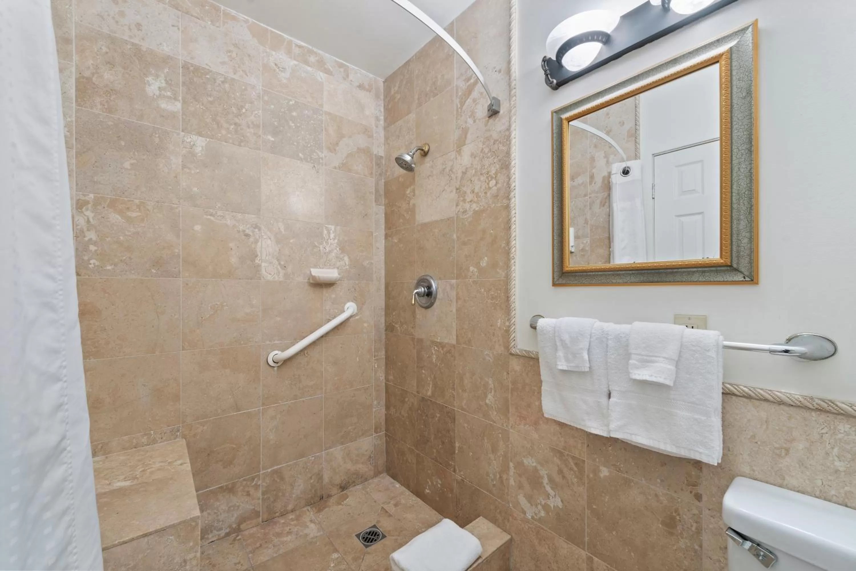 Bathroom in 14 West Hotel Laguna Beach