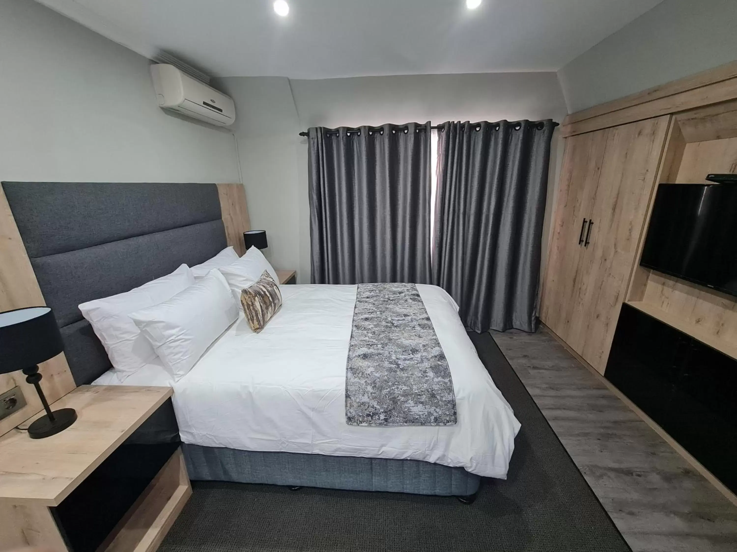 Deluxe Double Room in Luxe on Ridge Boutique Hotel Deluxe Double Room in Luxe on Ridge Boutique Hotel