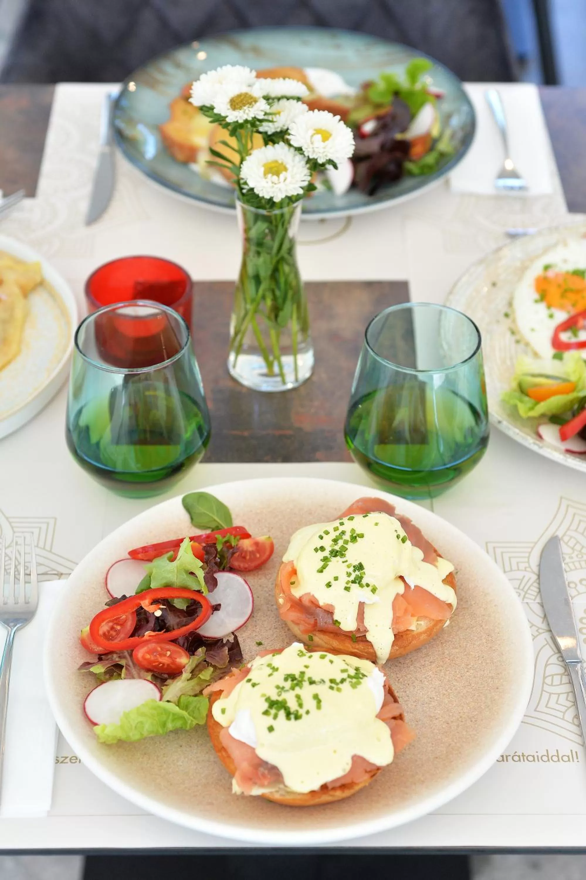 Breakfast in 1552 Boutique Hotel