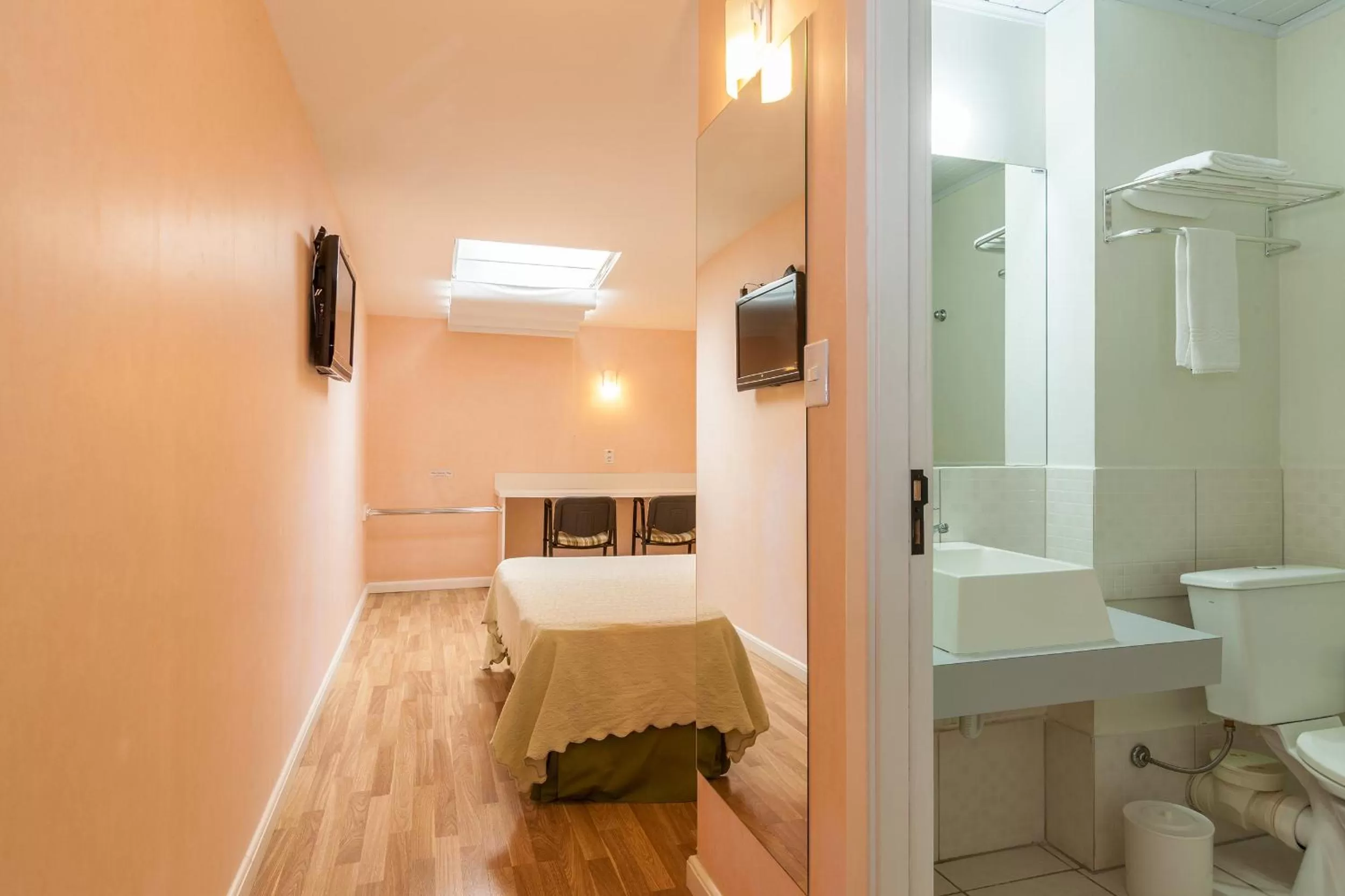 Bedroom, Room Photo in Tri Hotel Smart Caxias