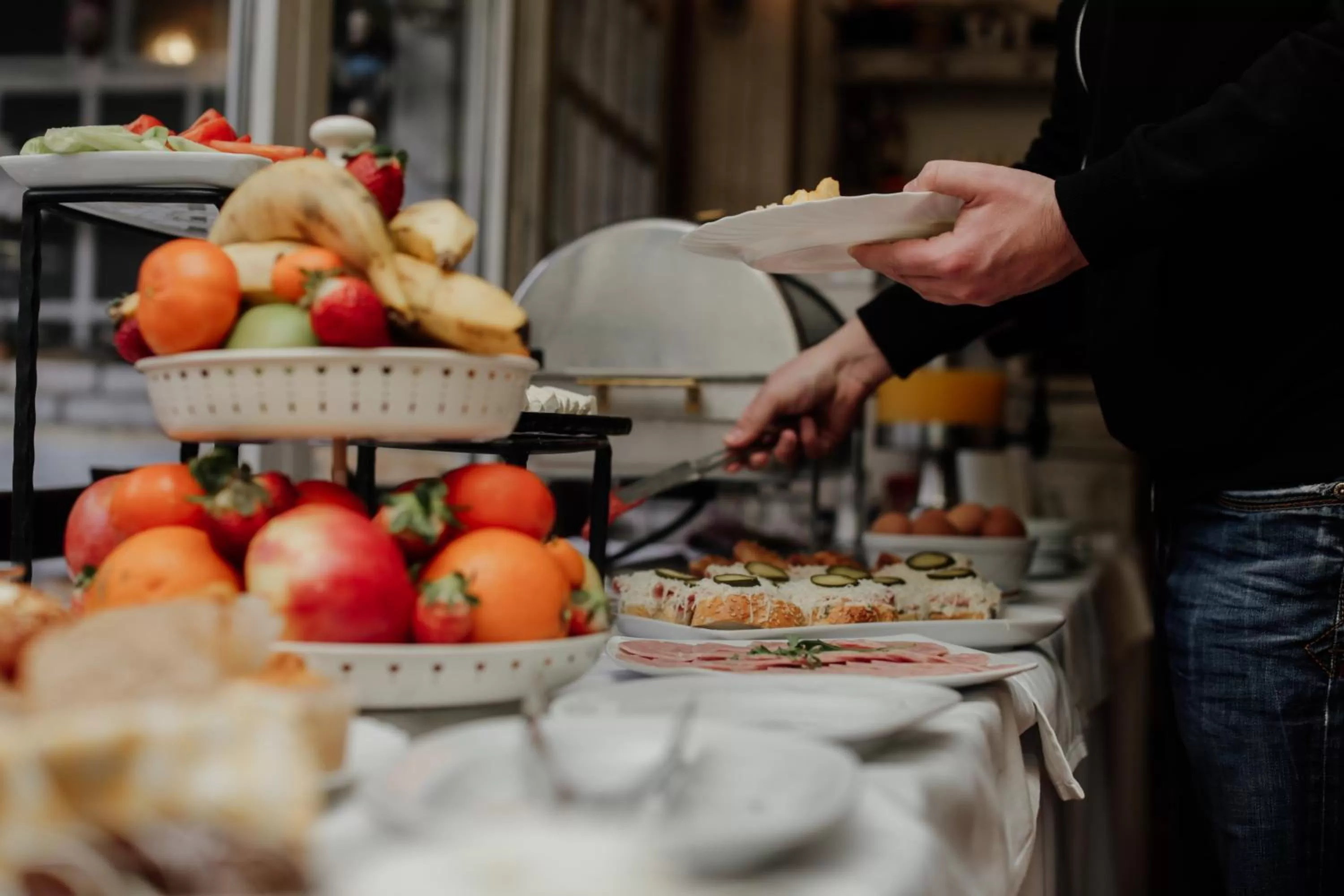 Restaurant/places to eat, Food in Hotel Fontana