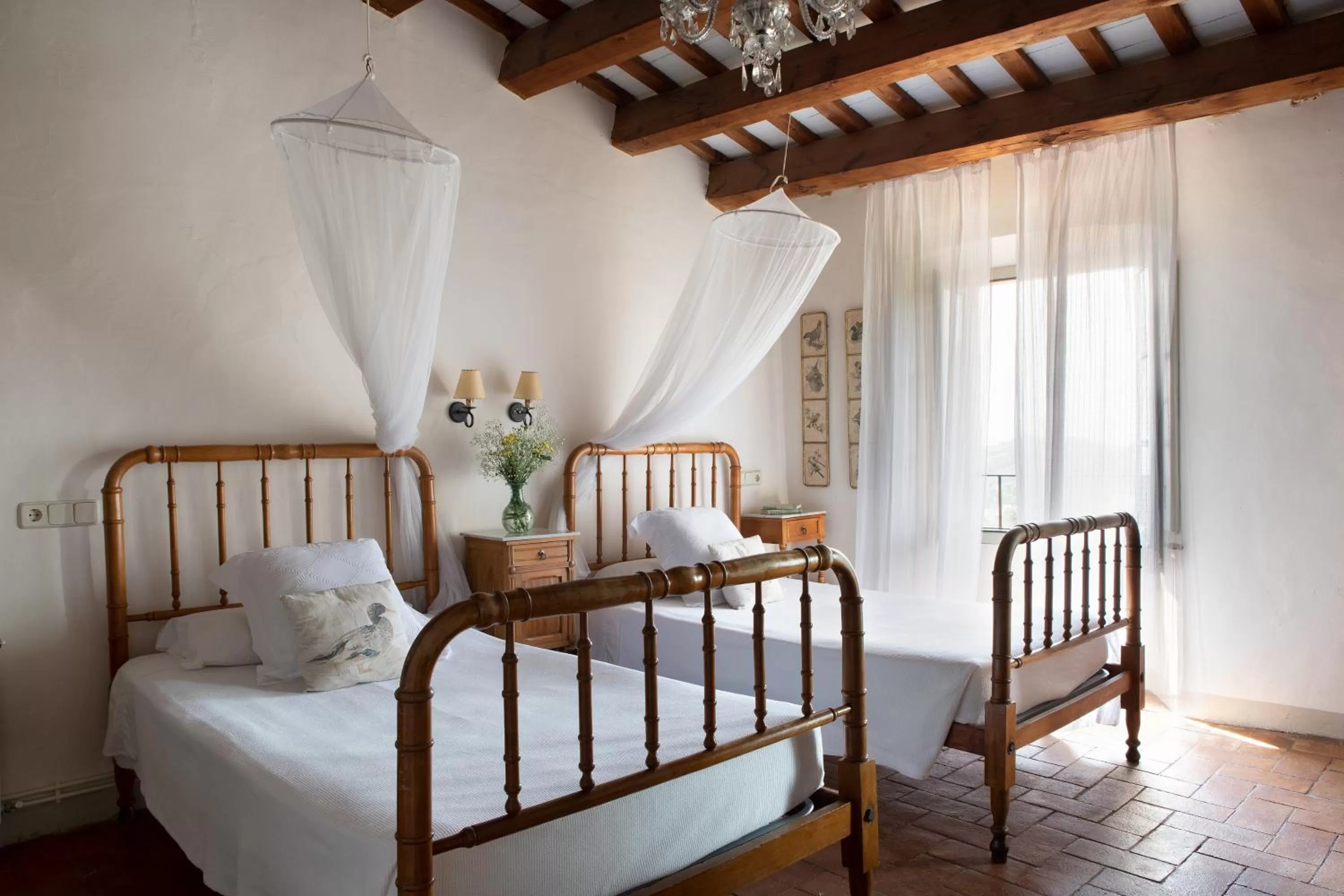 Photo of the whole room, Bed in B&B Can Casadella
