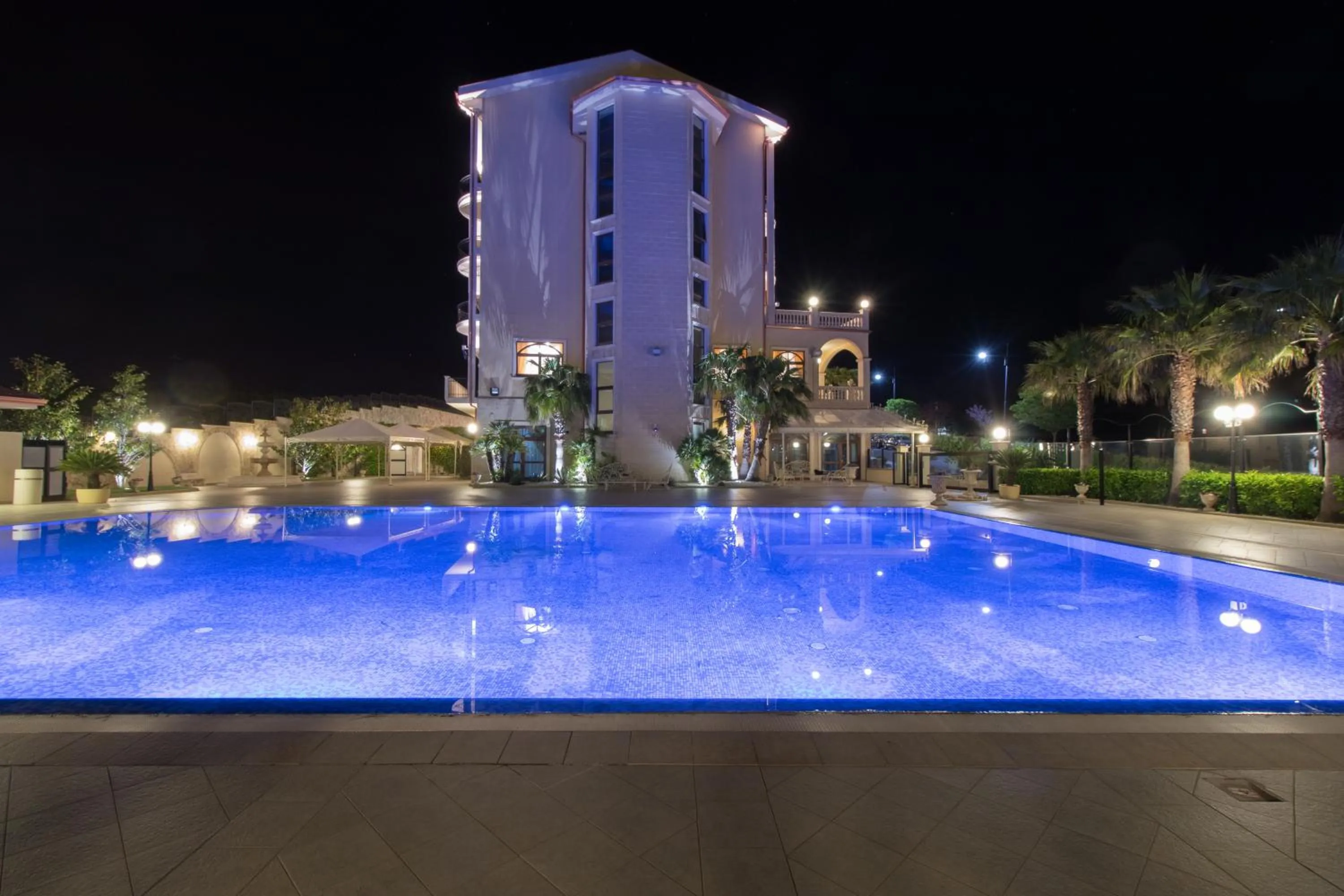 Swimming pool in Hotel Federico II