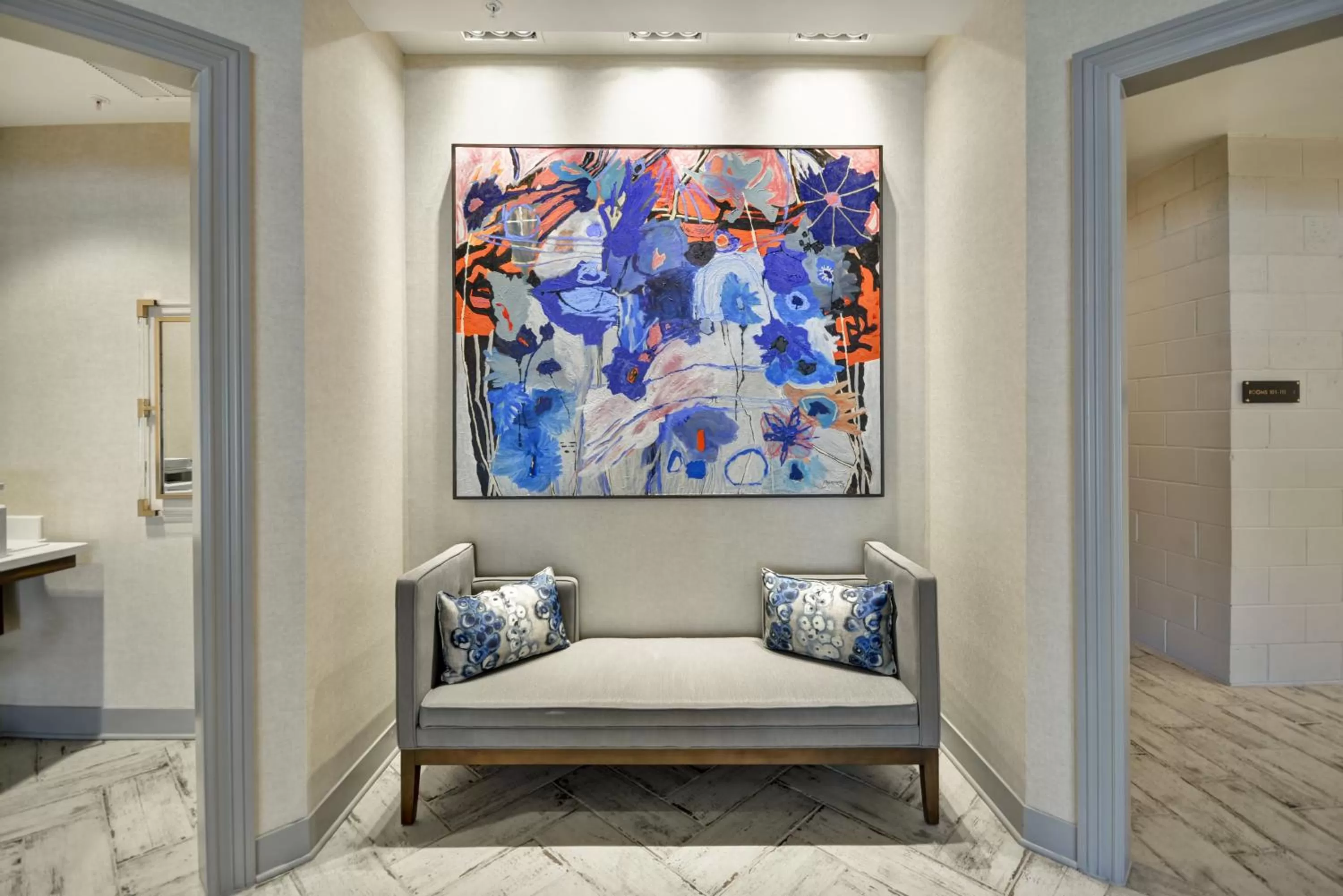 Lobby or reception in Hotel Indigo Kansas City - The Crossroads by IHG