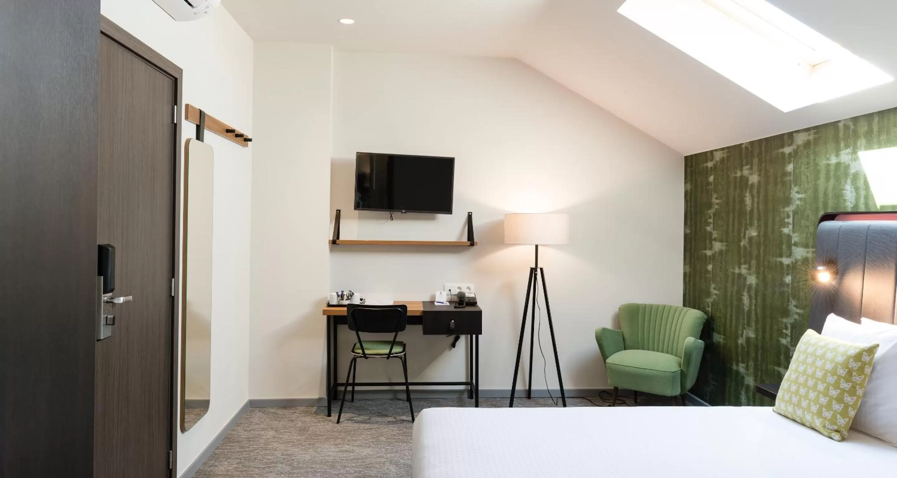 TV and multimedia, Bed in Best Western Hotel Wavre