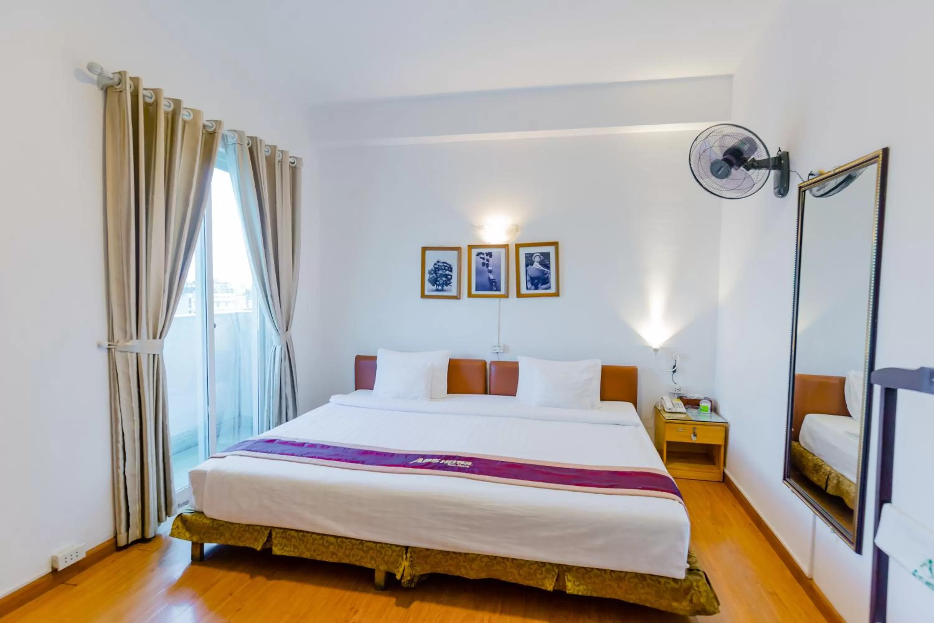 Deluxe Double or Twin Room in A25 Hotel - 12 Ngô Sỹ Liên