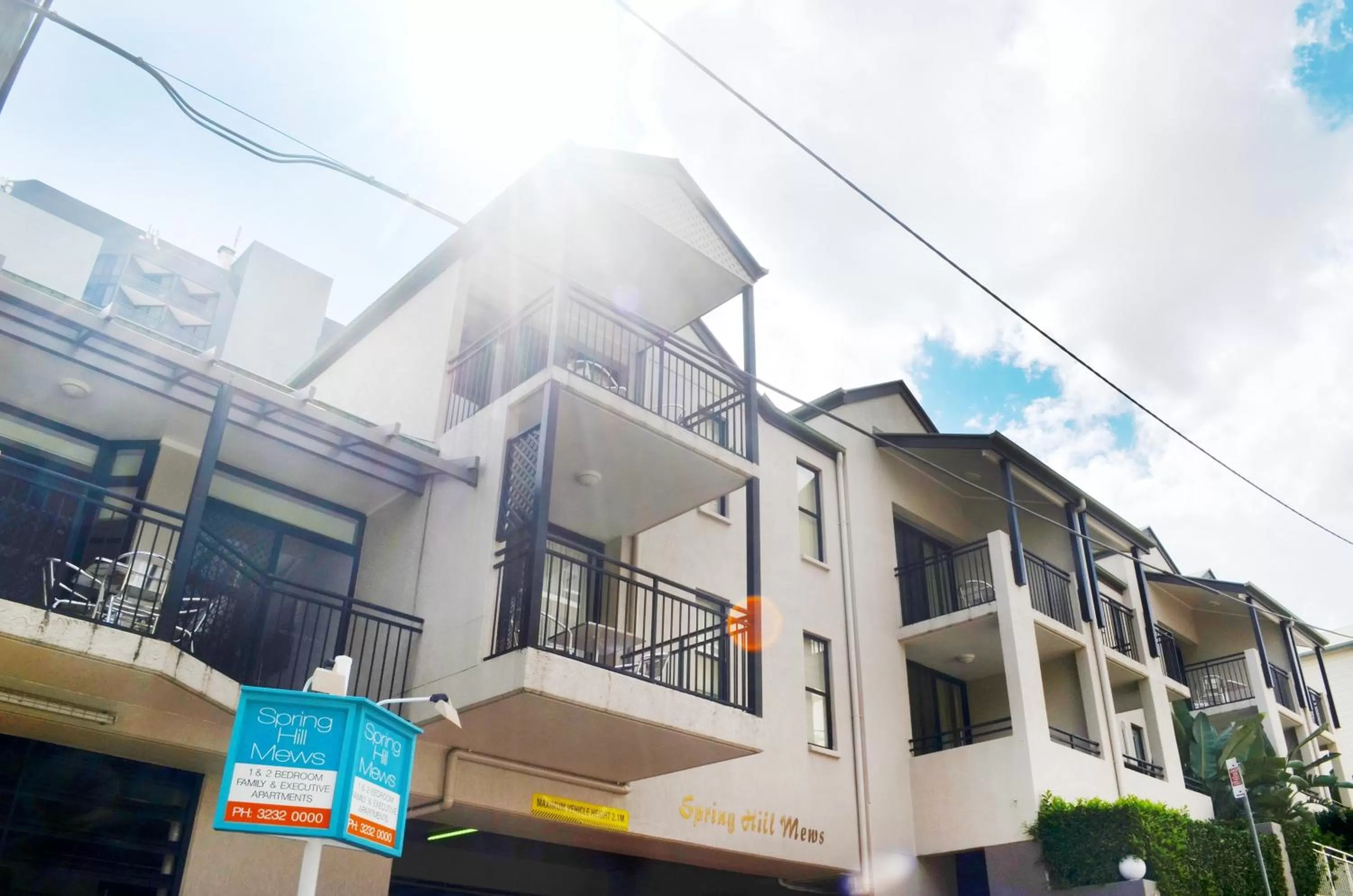 Property building in Spring Hill Mews Apartments