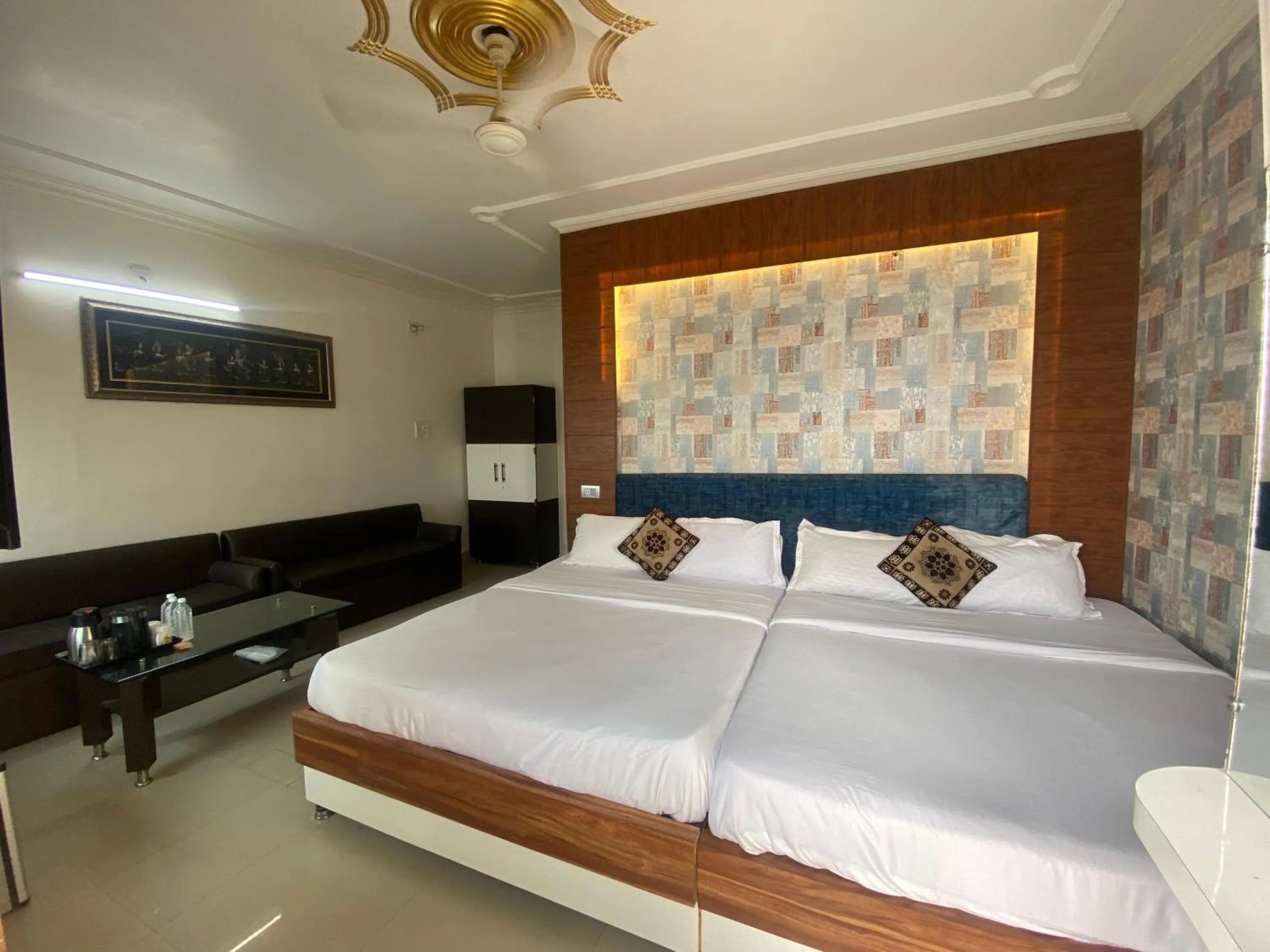 Bedroom in Hotel Sita (place on the heritage ghats of benaras)
