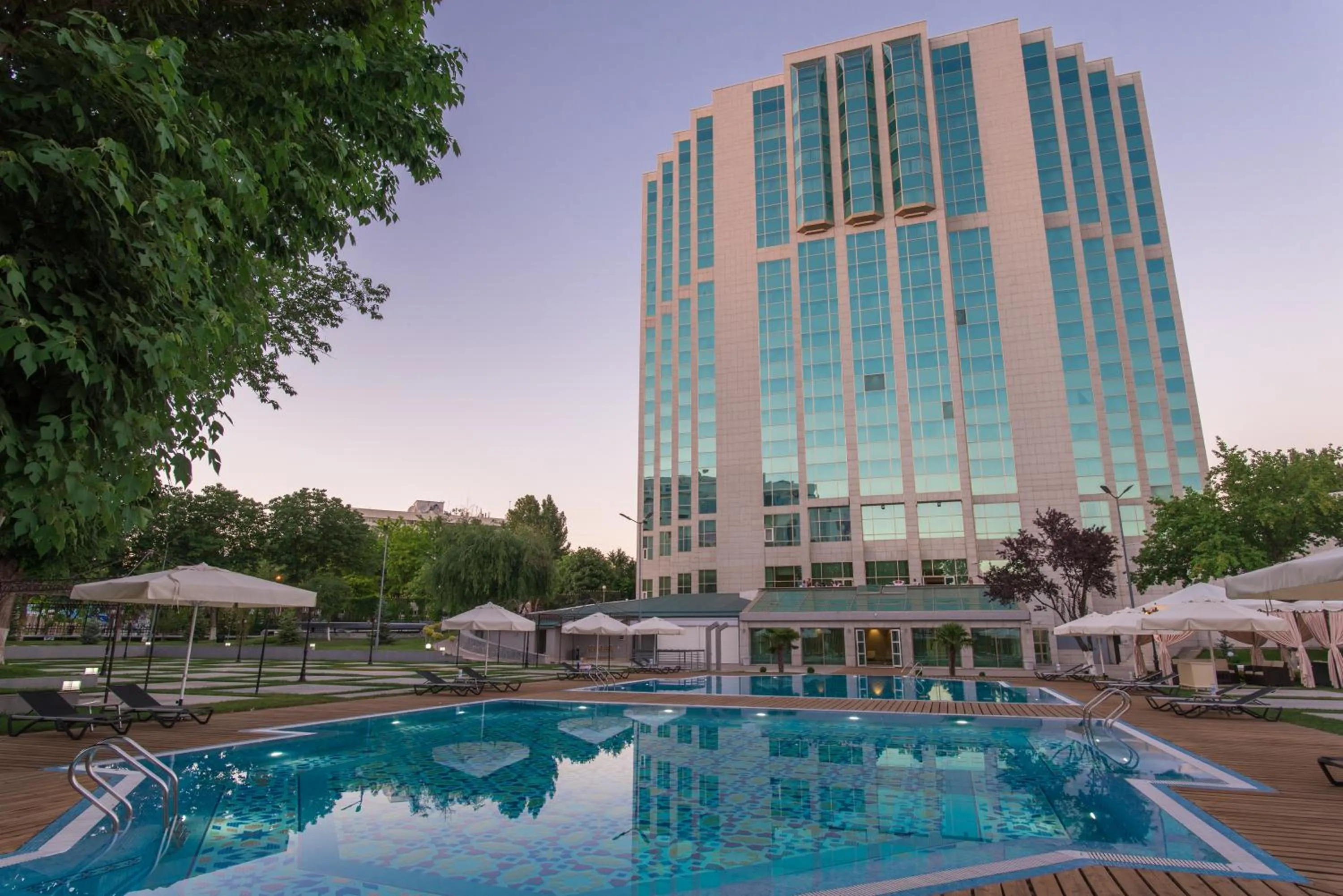 Swimming pool in City Palace Hotel Tashkent