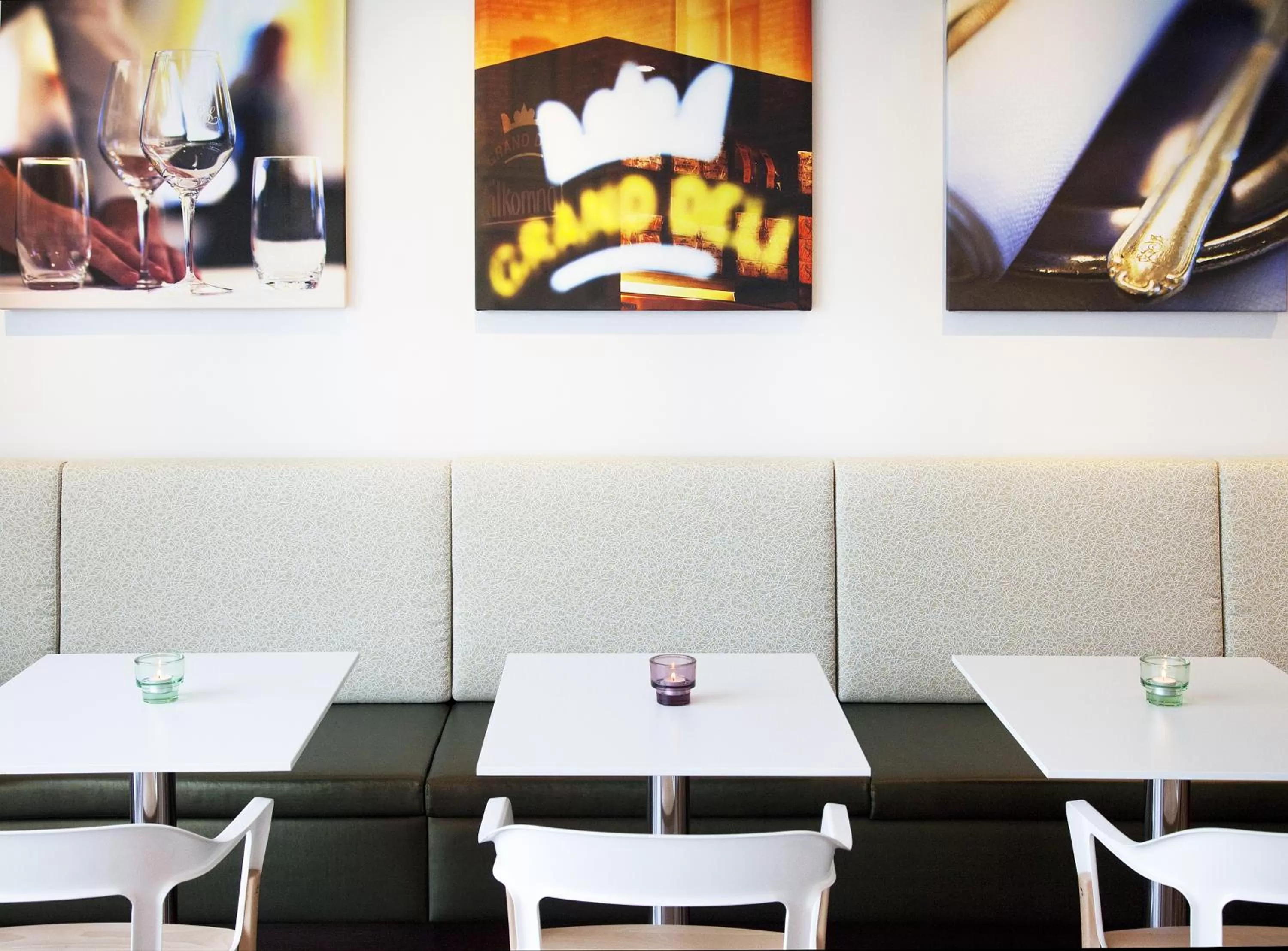 Communal lounge/ TV room in Finn Apartments