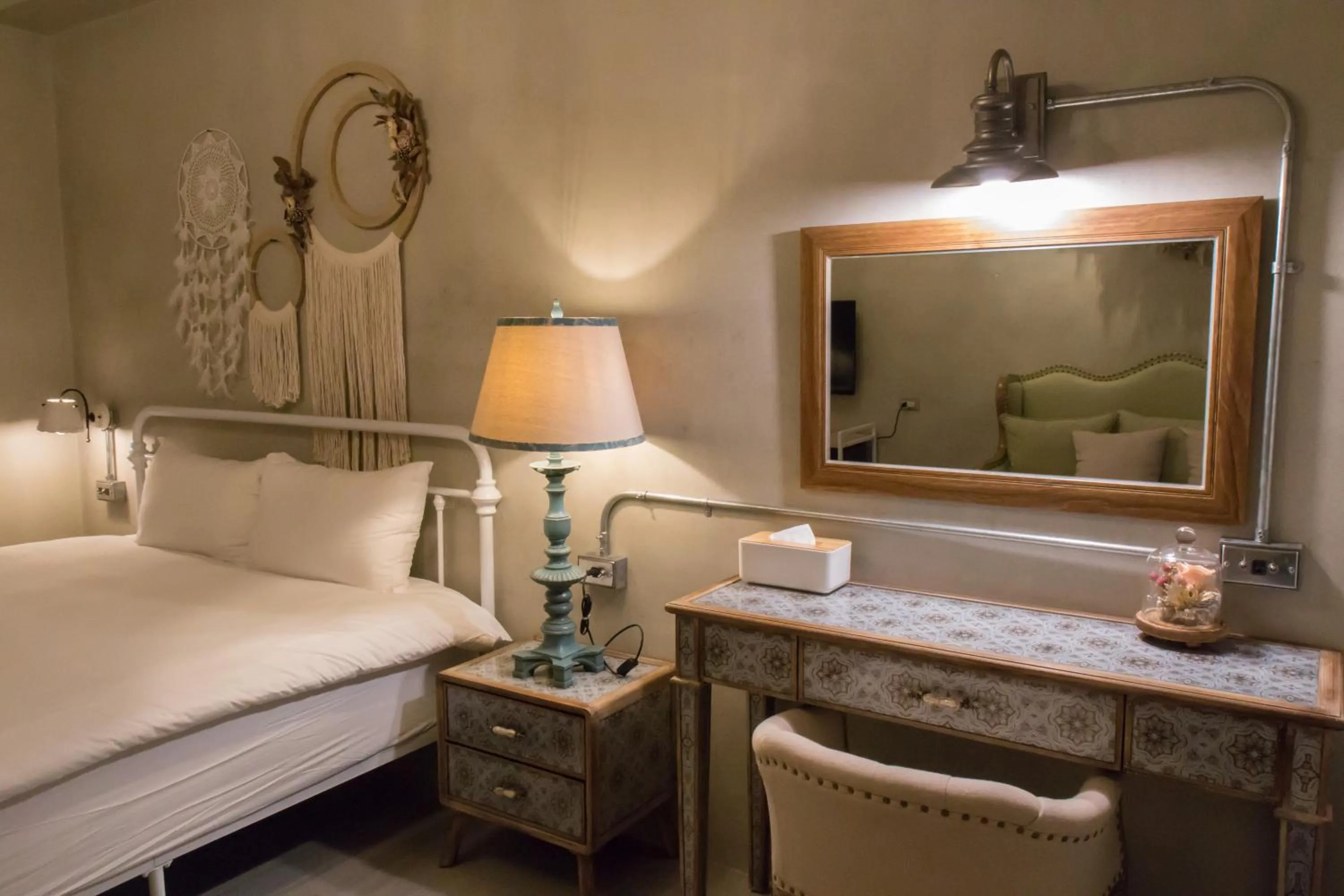 Decorative detail, Bed in We Love Inn