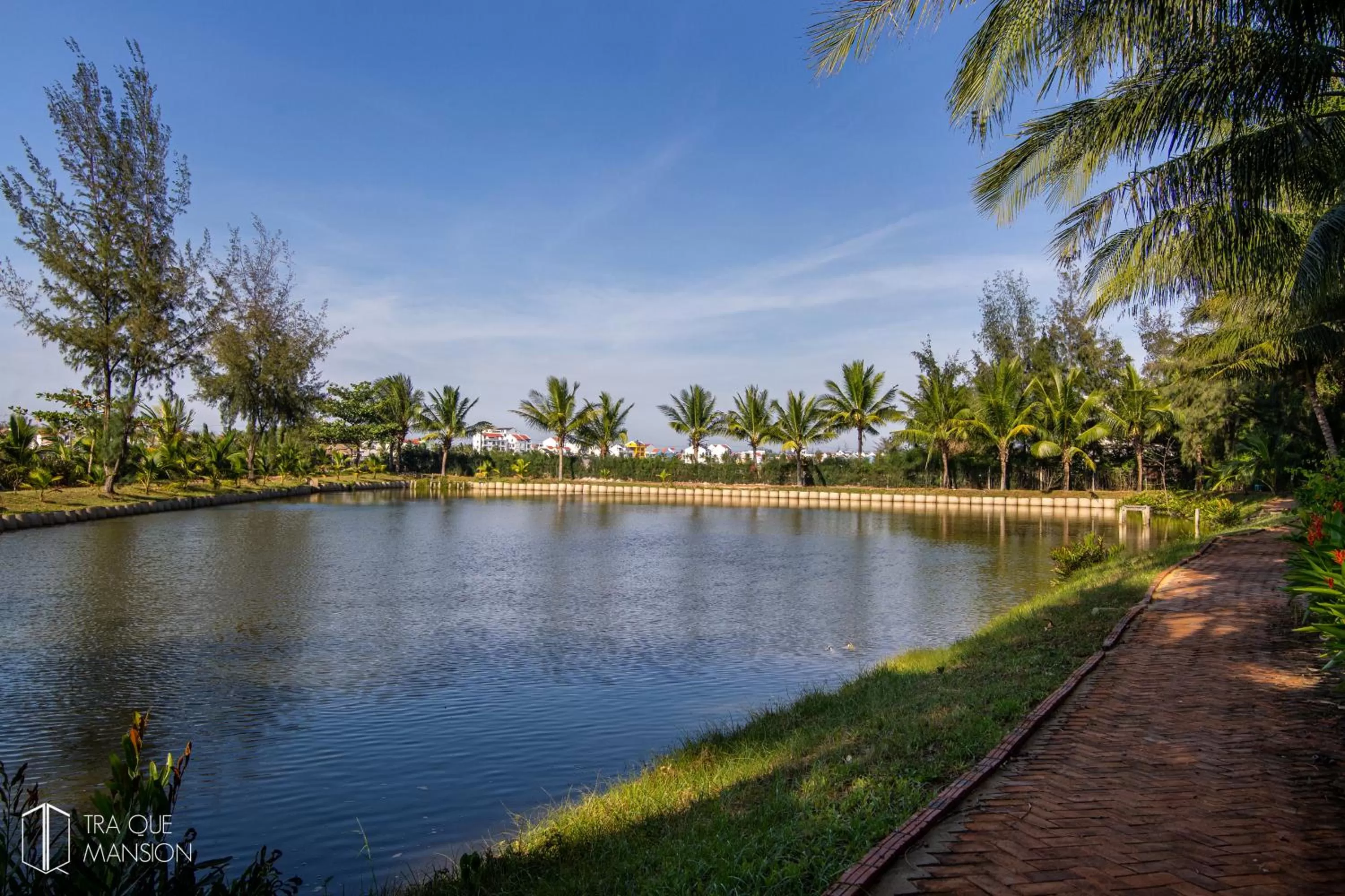 Lake View in Tra Que Mansion