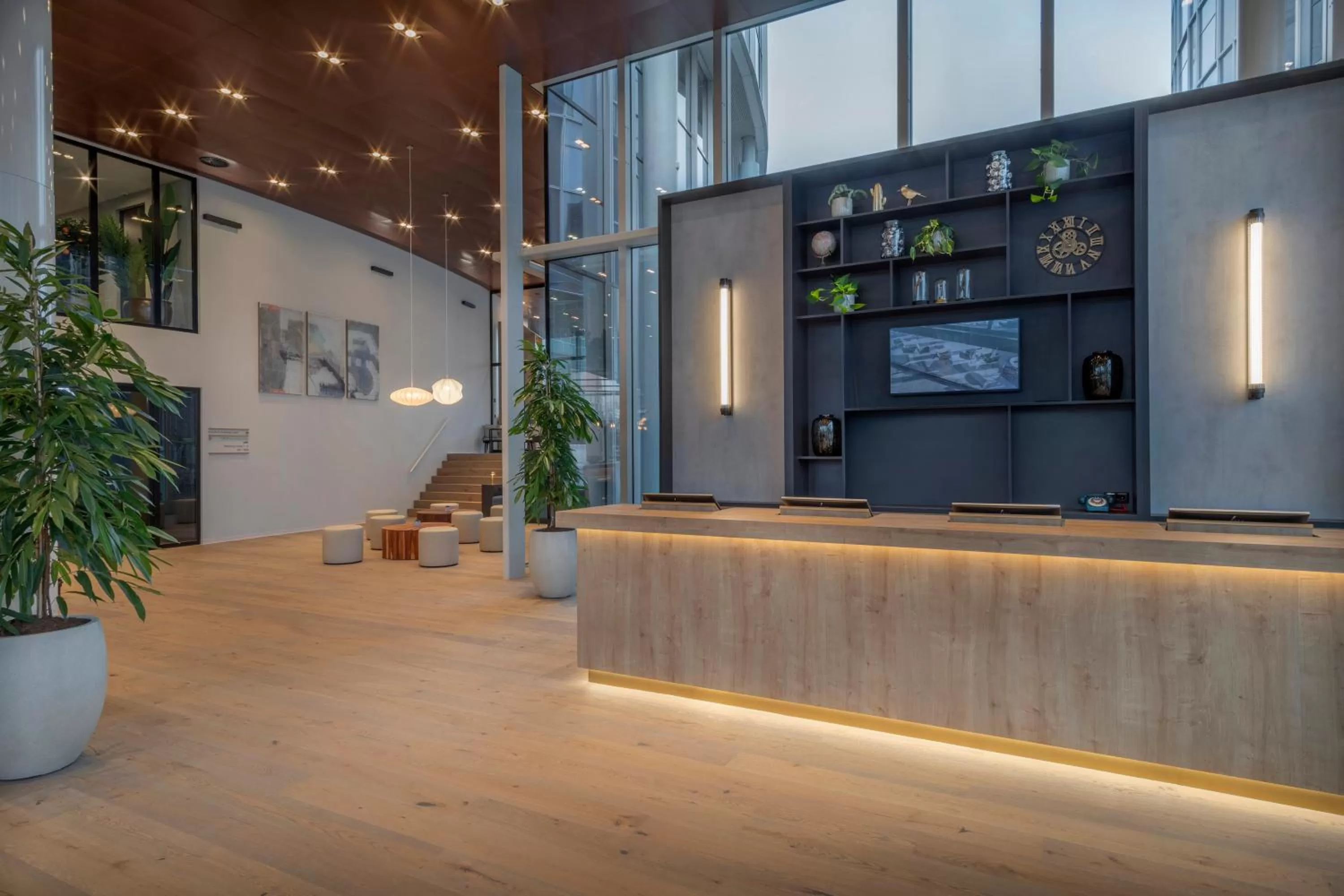 Lobby or reception in INNSiDE by Meliá Amsterdam