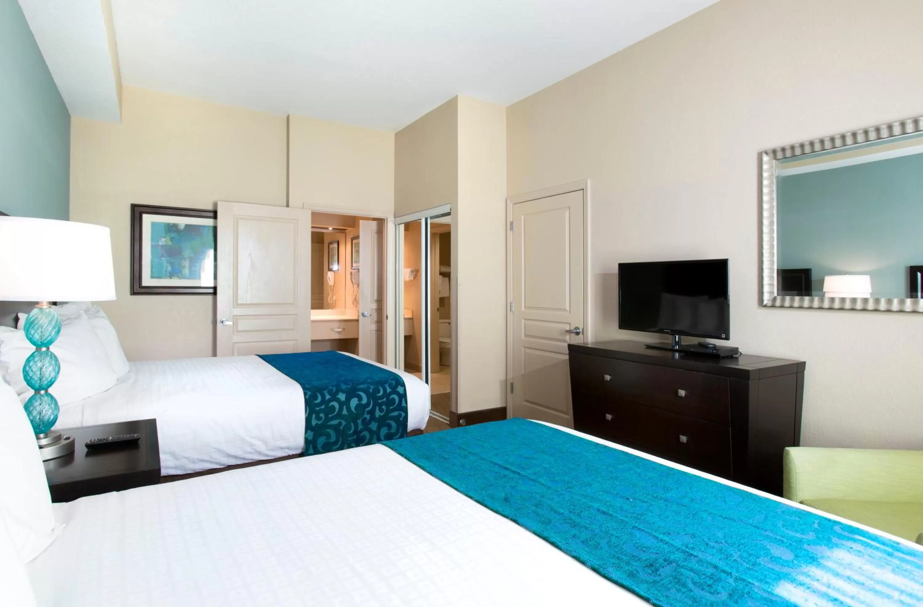 Bed in Hawthorn Extended Stay by Wyndham Orlando