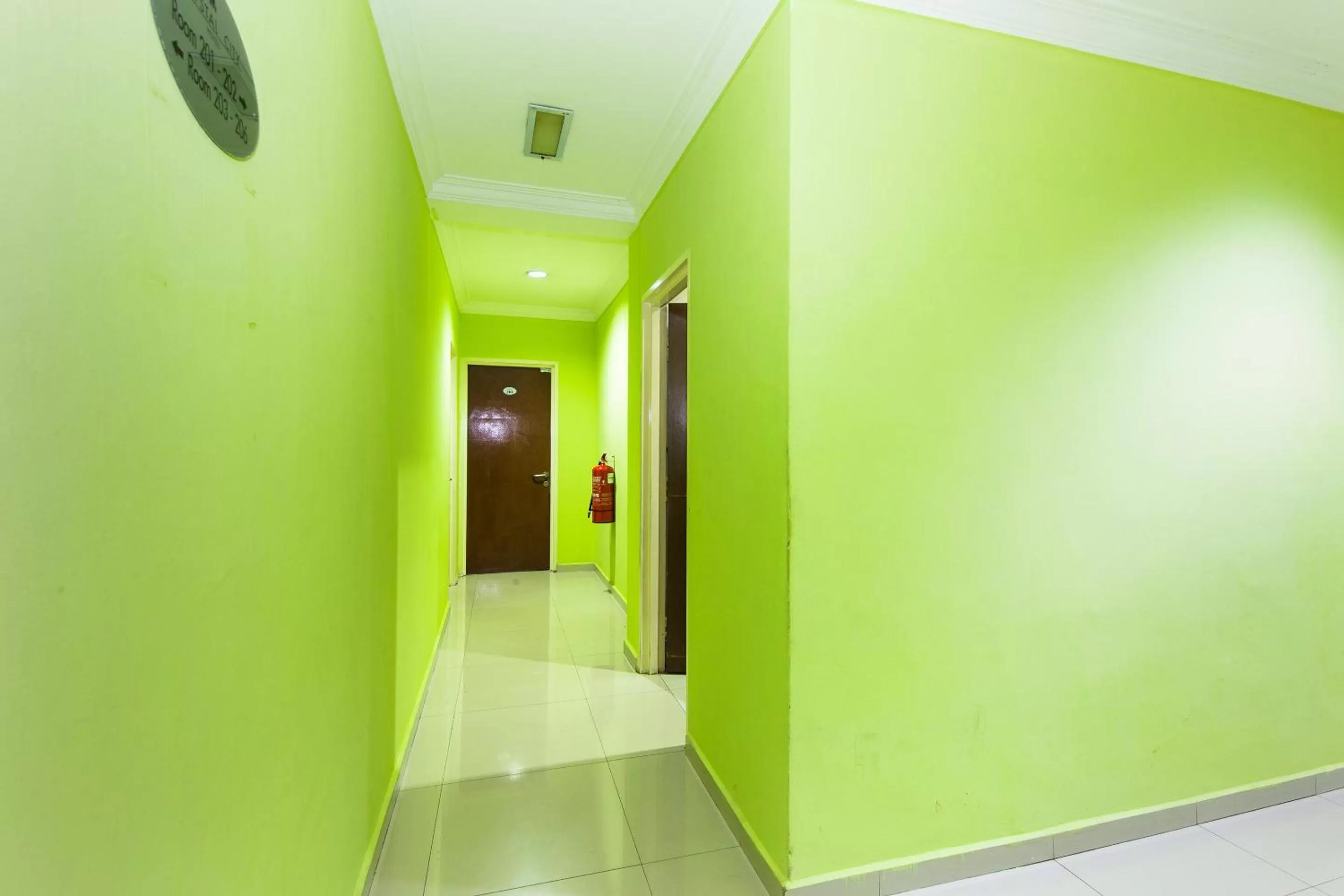 Bathroom in Crystal City Hotel