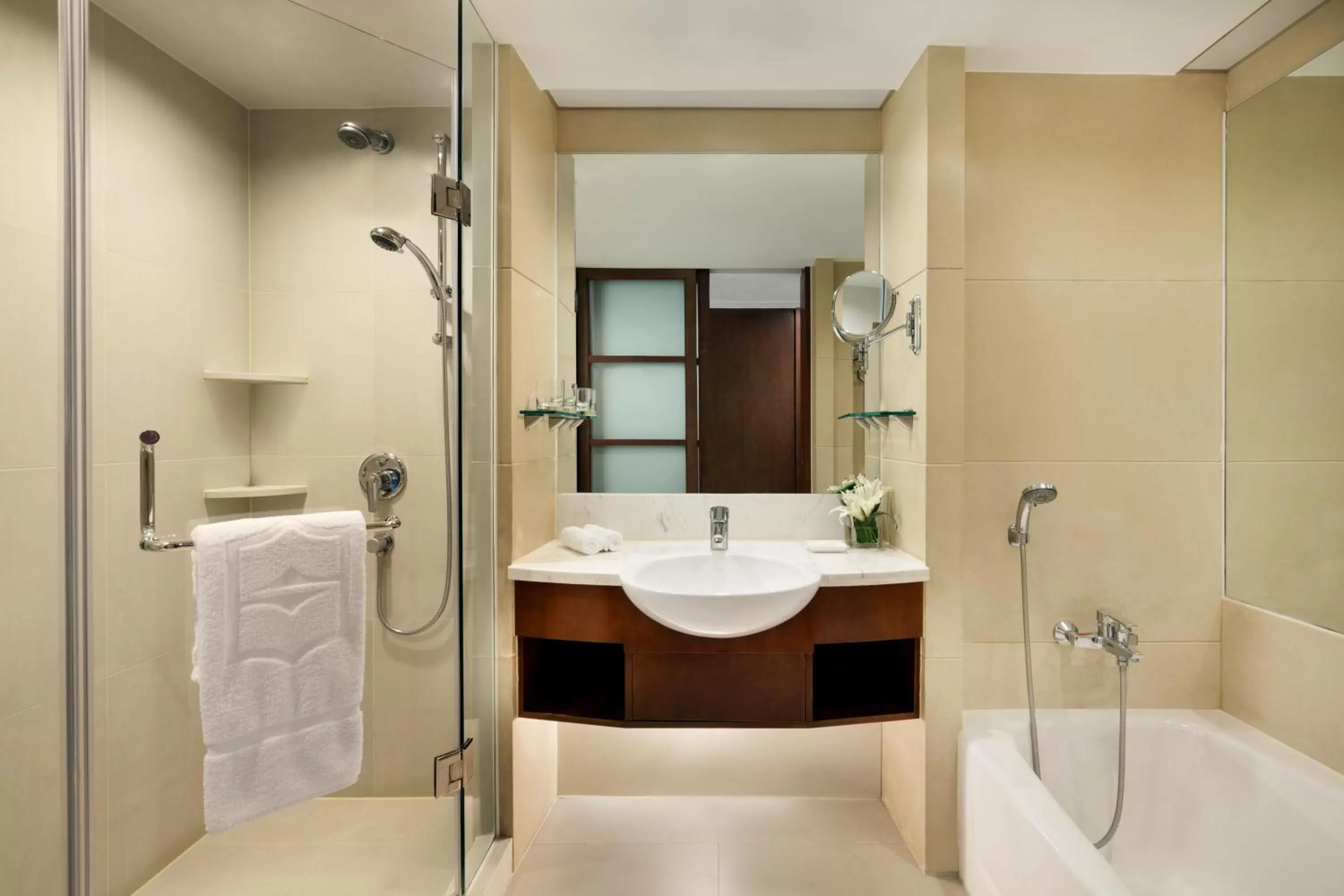 Toilet in Shangri-La Qingdao