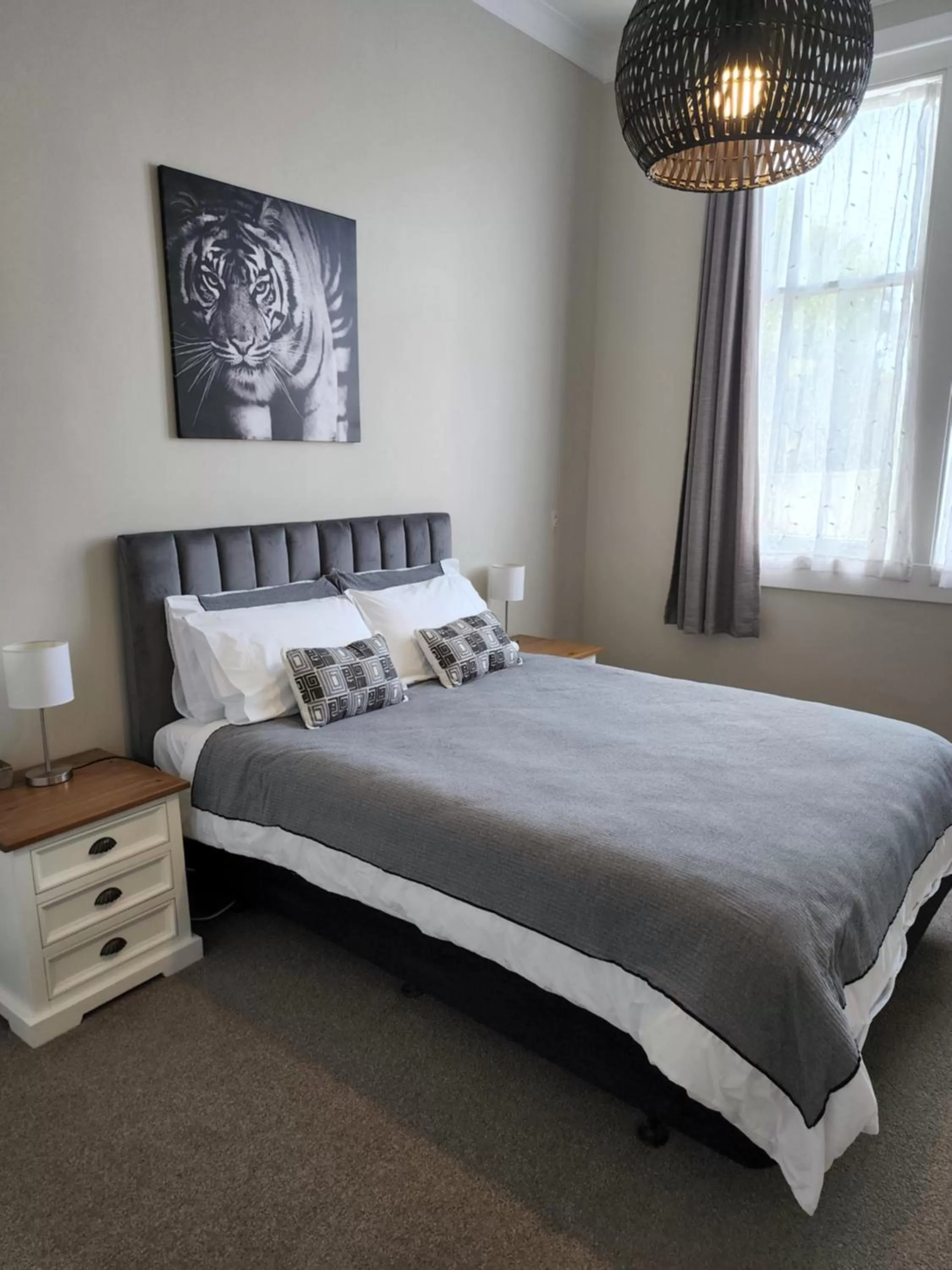 Bed in Gardner Court Motel