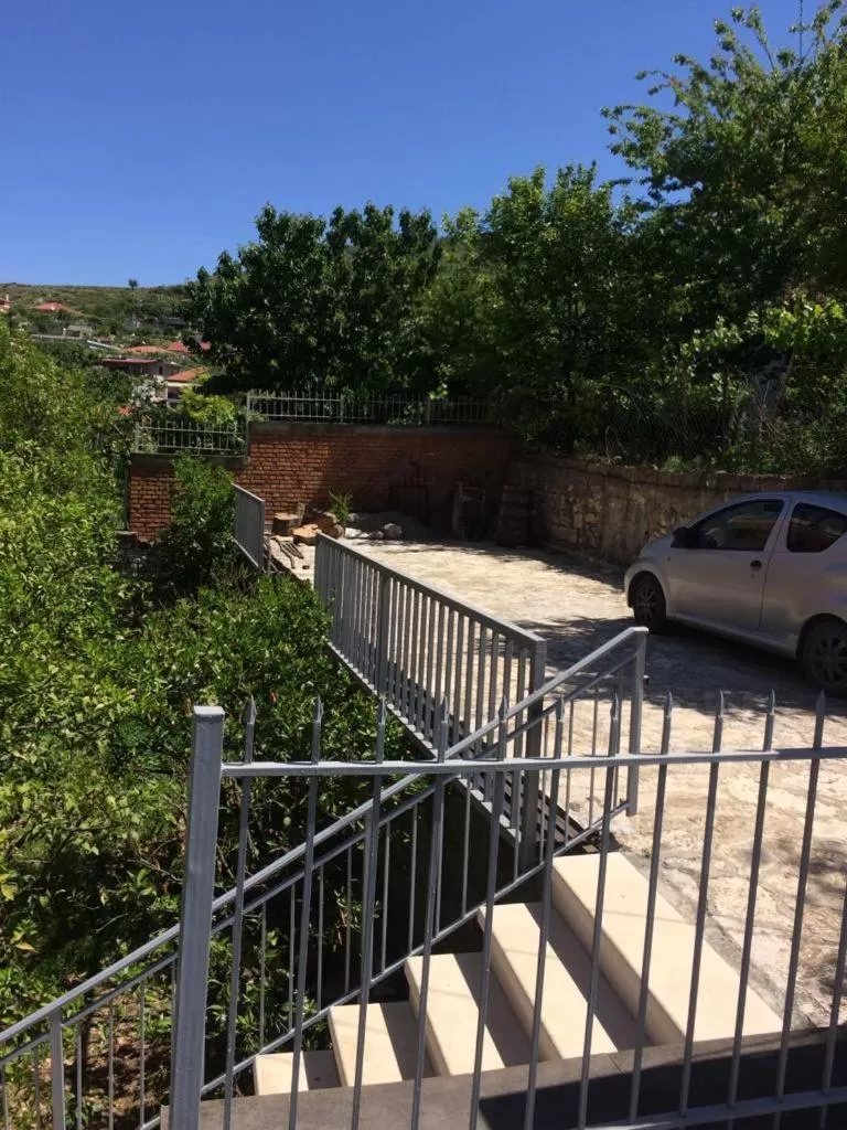 Garden in Guesthouse Villa Rosa Berat