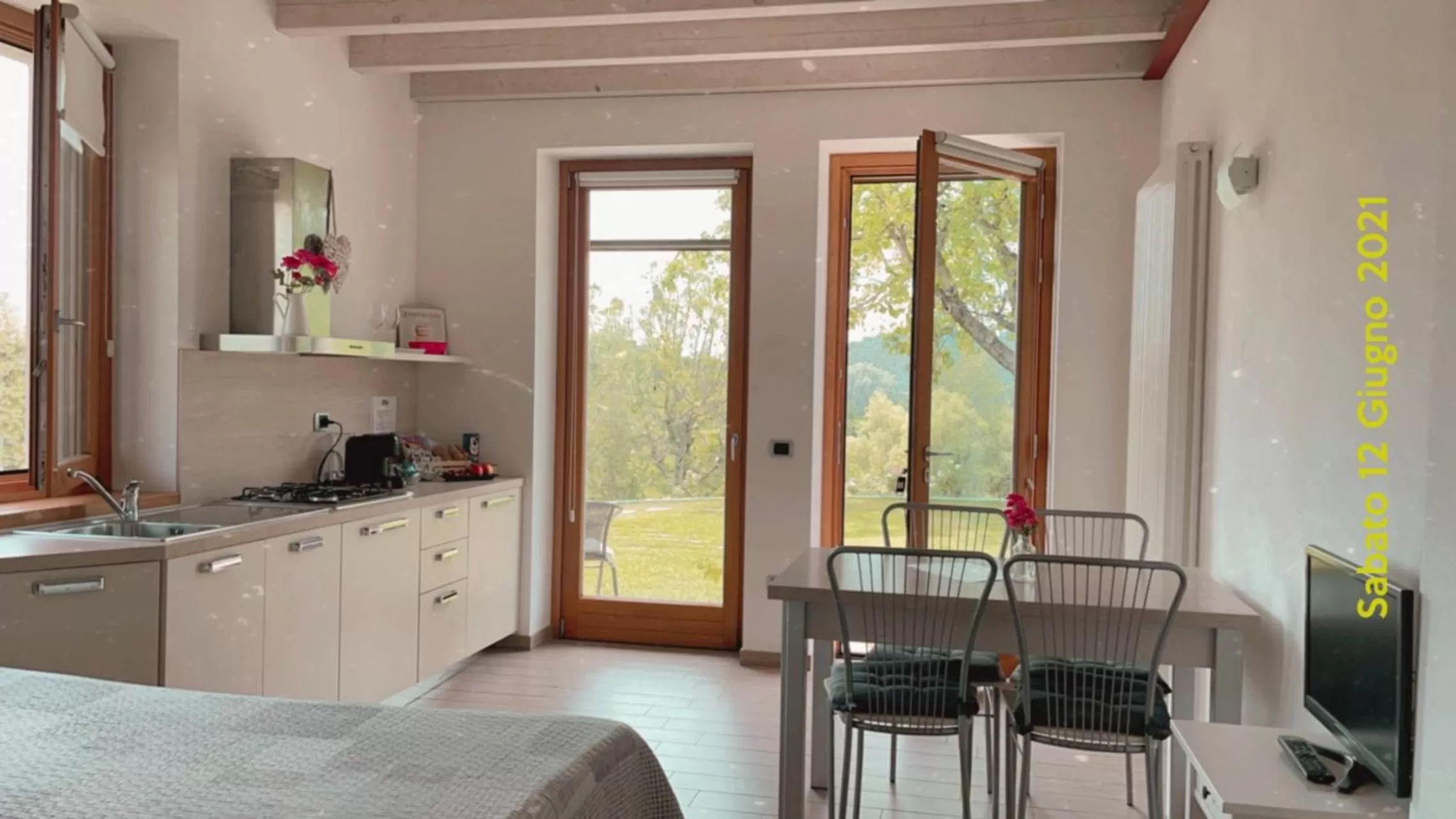 Kitchen/Kitchenette in B&B Sovenigo