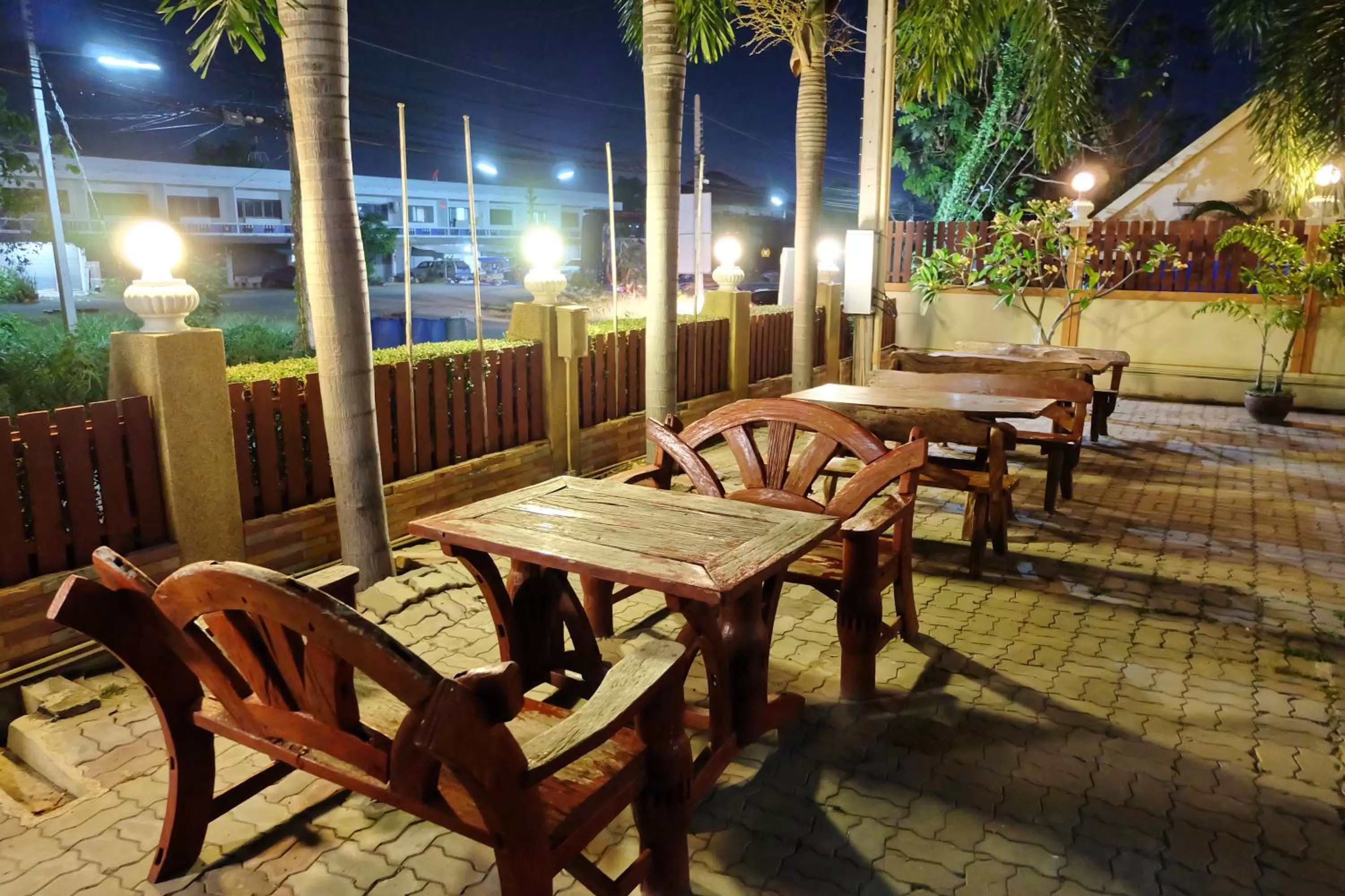 Property building, Restaurant/Places to Eat in Siam House Interplace