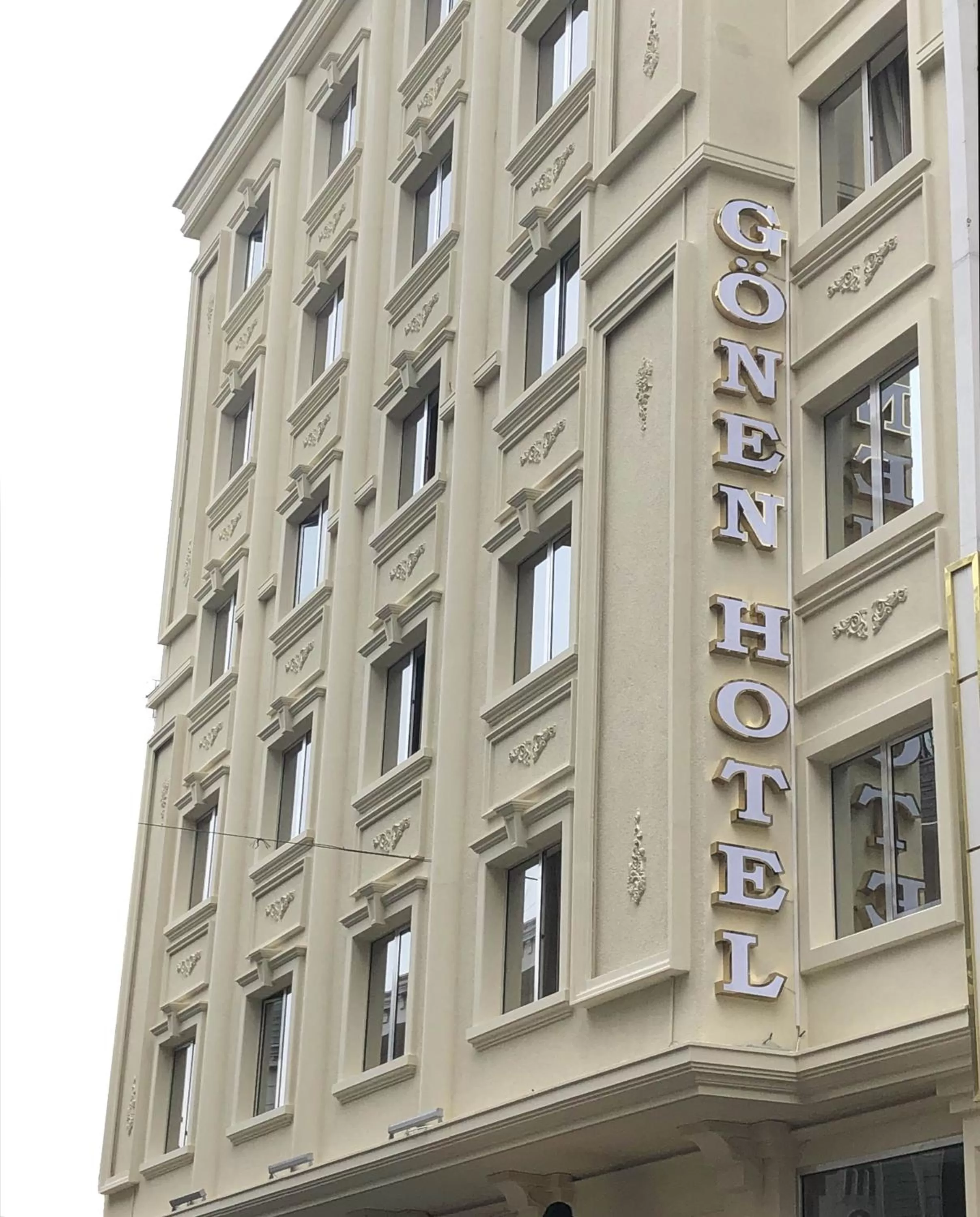 Property building in Laleli Gonen Hotel