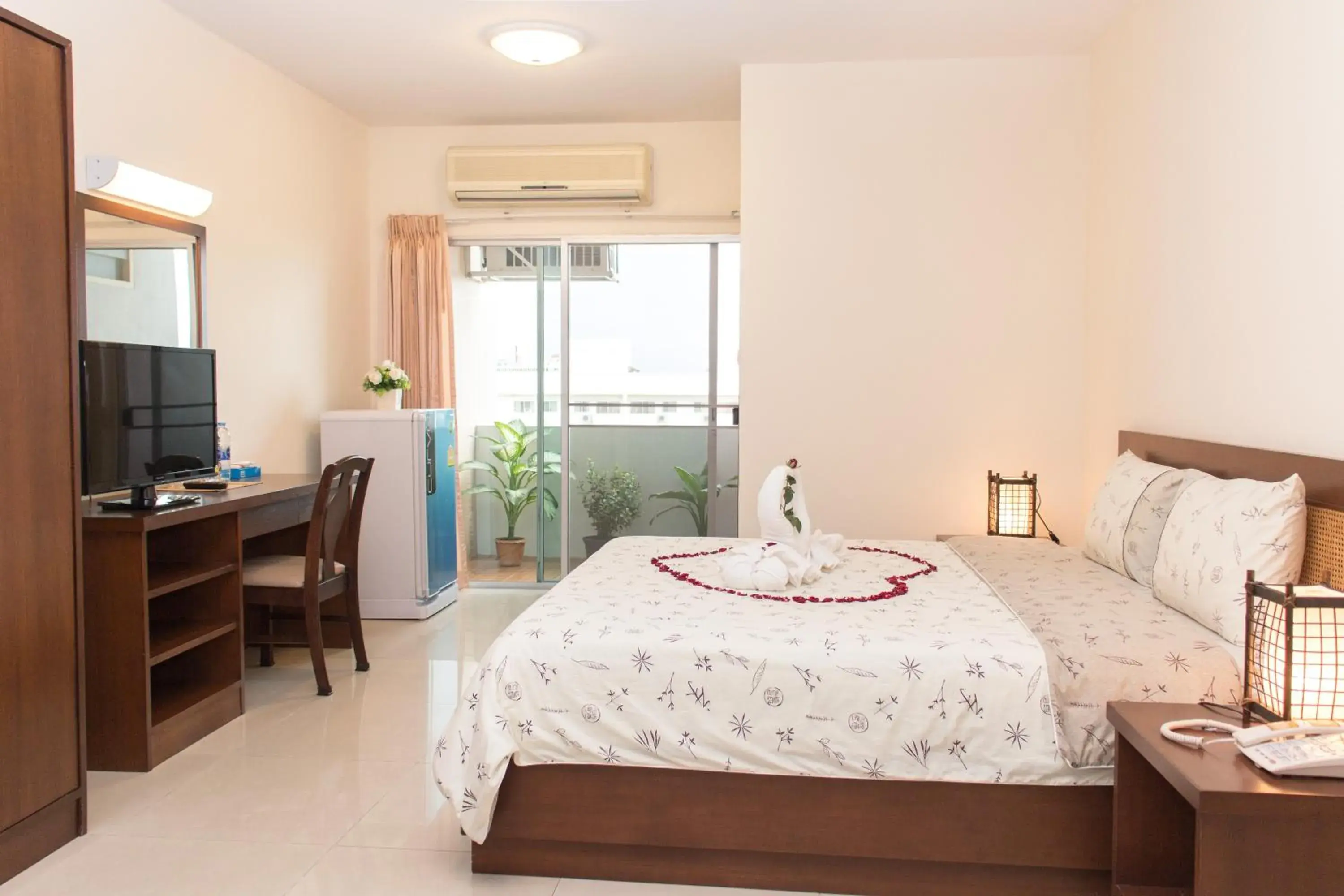 Studio in K.V.Mansion Studio in K.V.Mansion