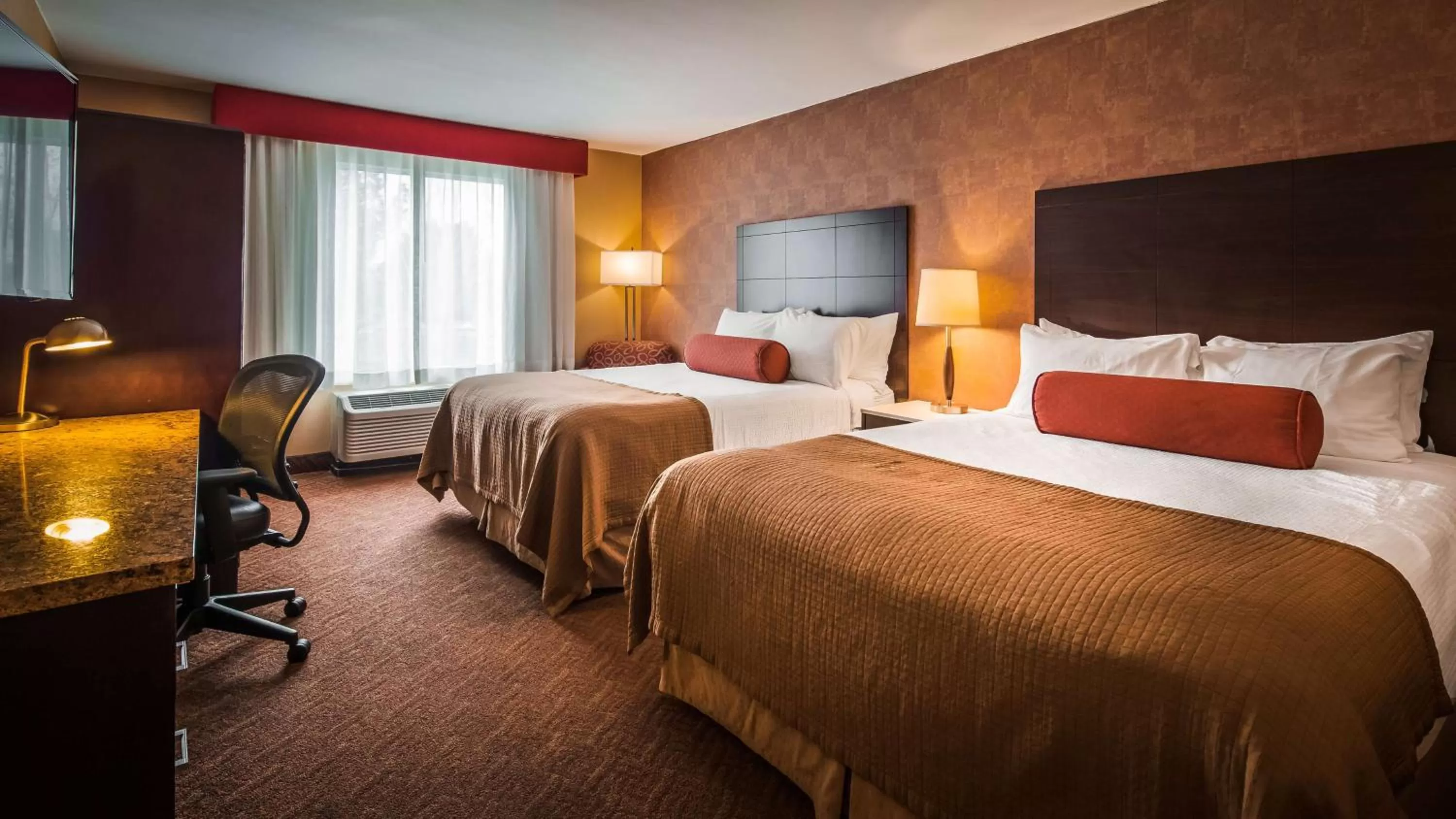 Double Room with Two Double Beds - Non-Smoking in Best Western Plus Rancho Cordova Inn