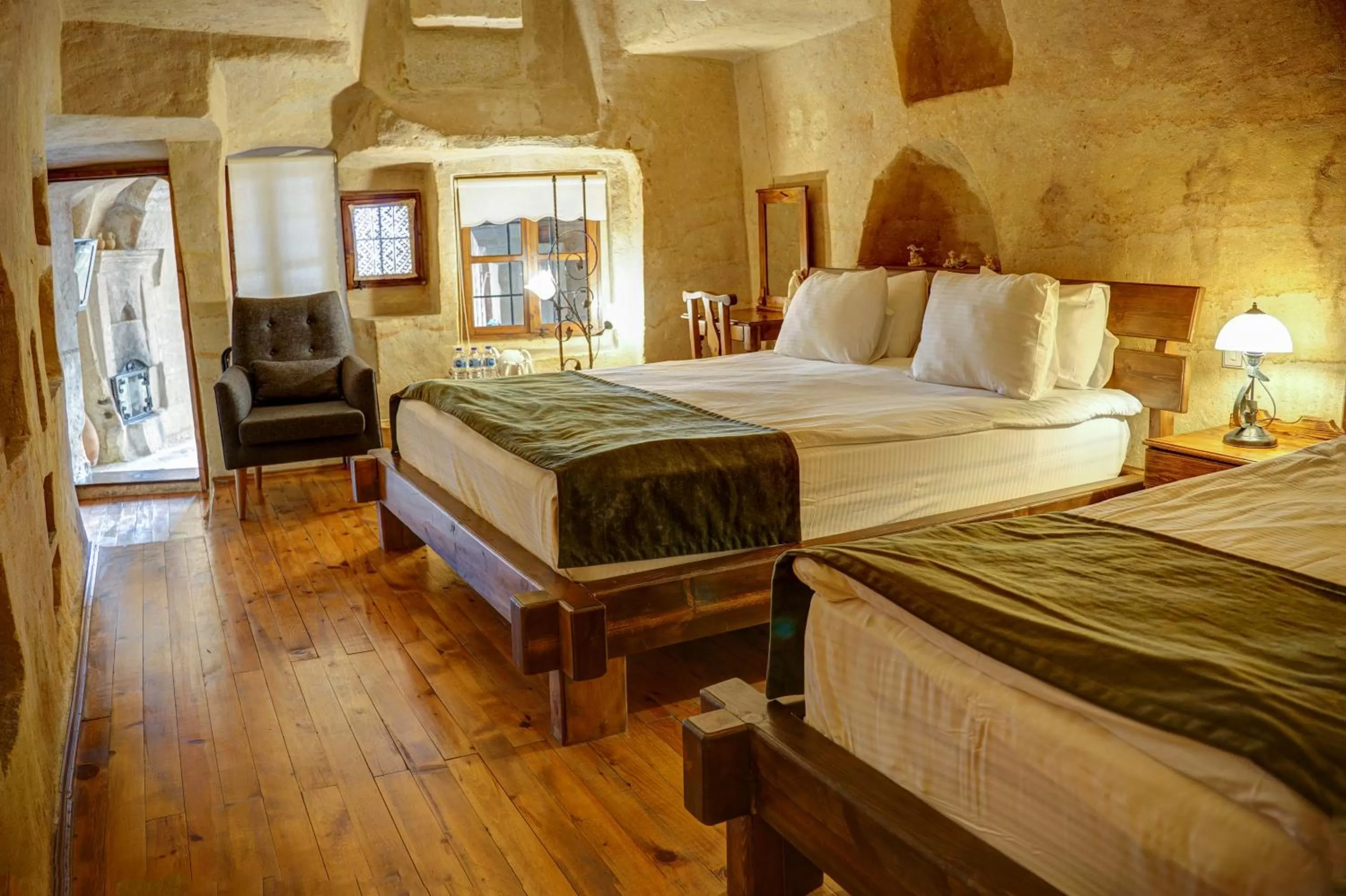 Photo of the whole room, Bed in 4 Oda Cave House - Special Class