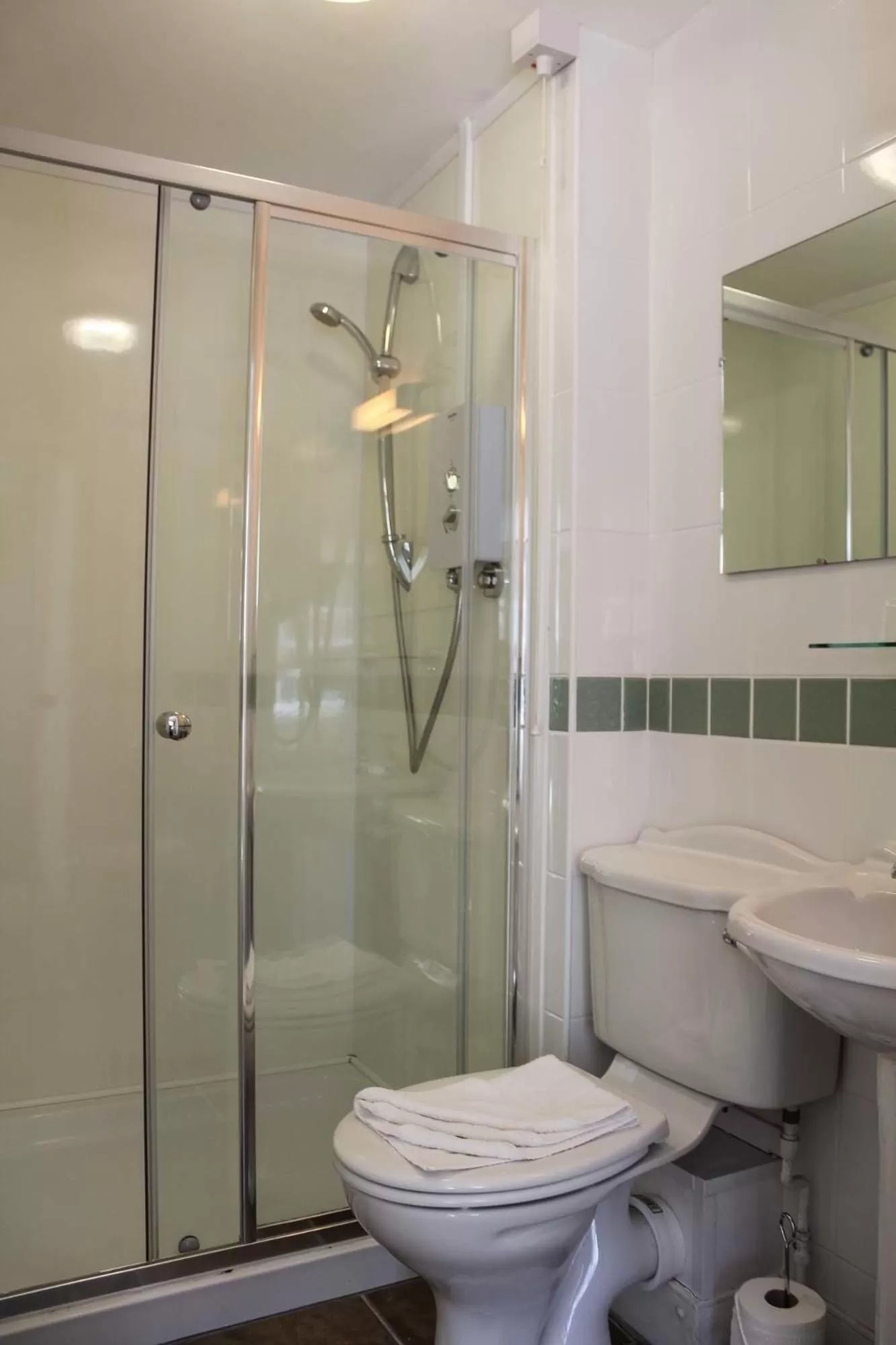 Bathroom in Kersbrook Guest Accommodation