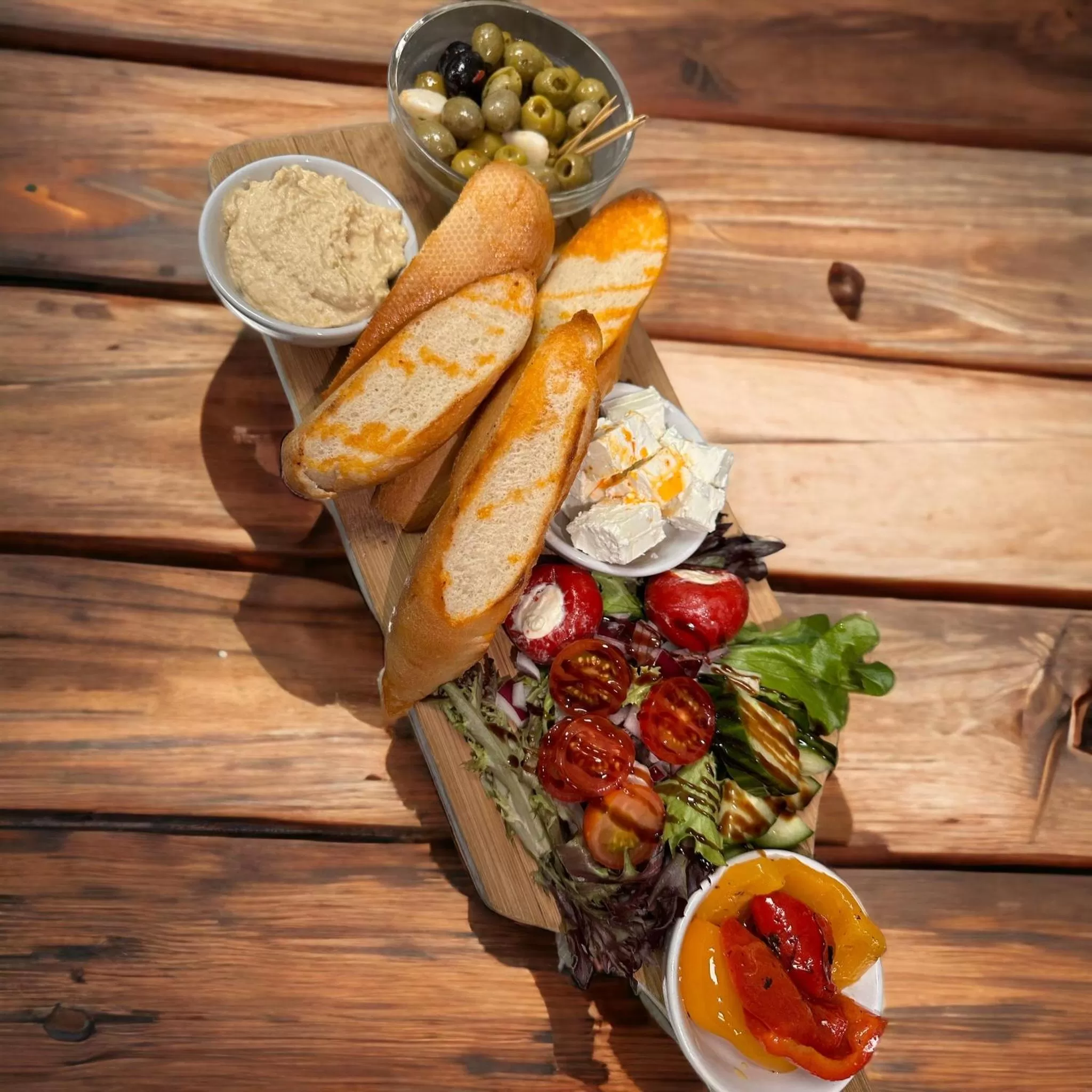 Food and drinks in The Six Bells