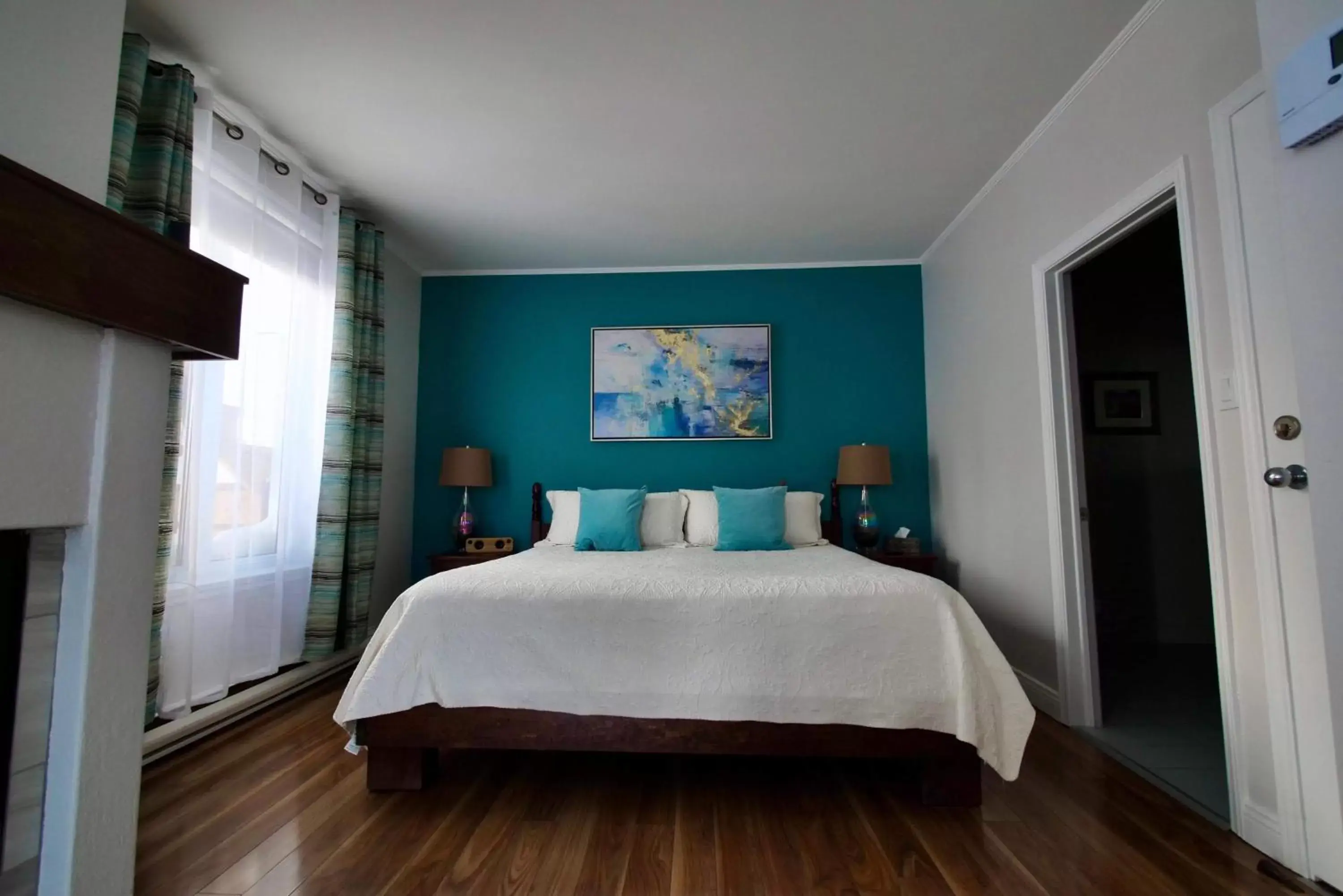 King Room in Auberge Fleurs de Lune King Room in Auberge Fleurs de Lune