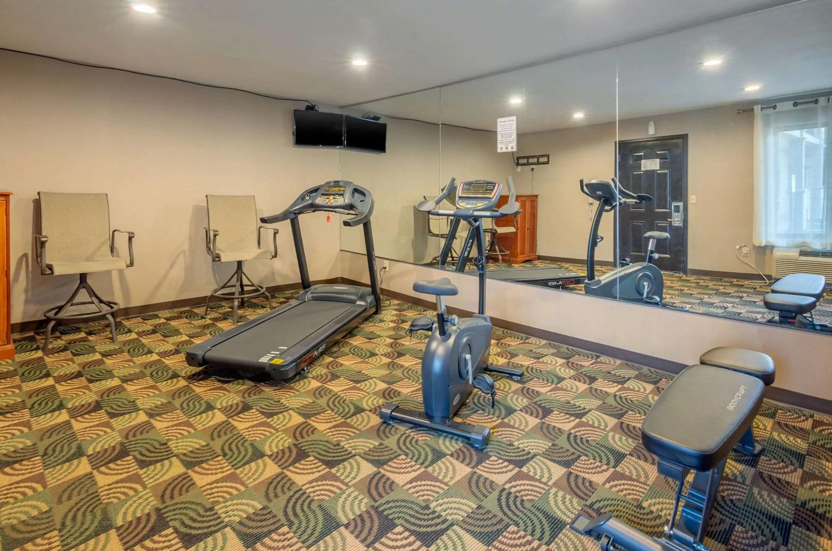 Fitness centre/facilities in Quality Inn Covington Downtown