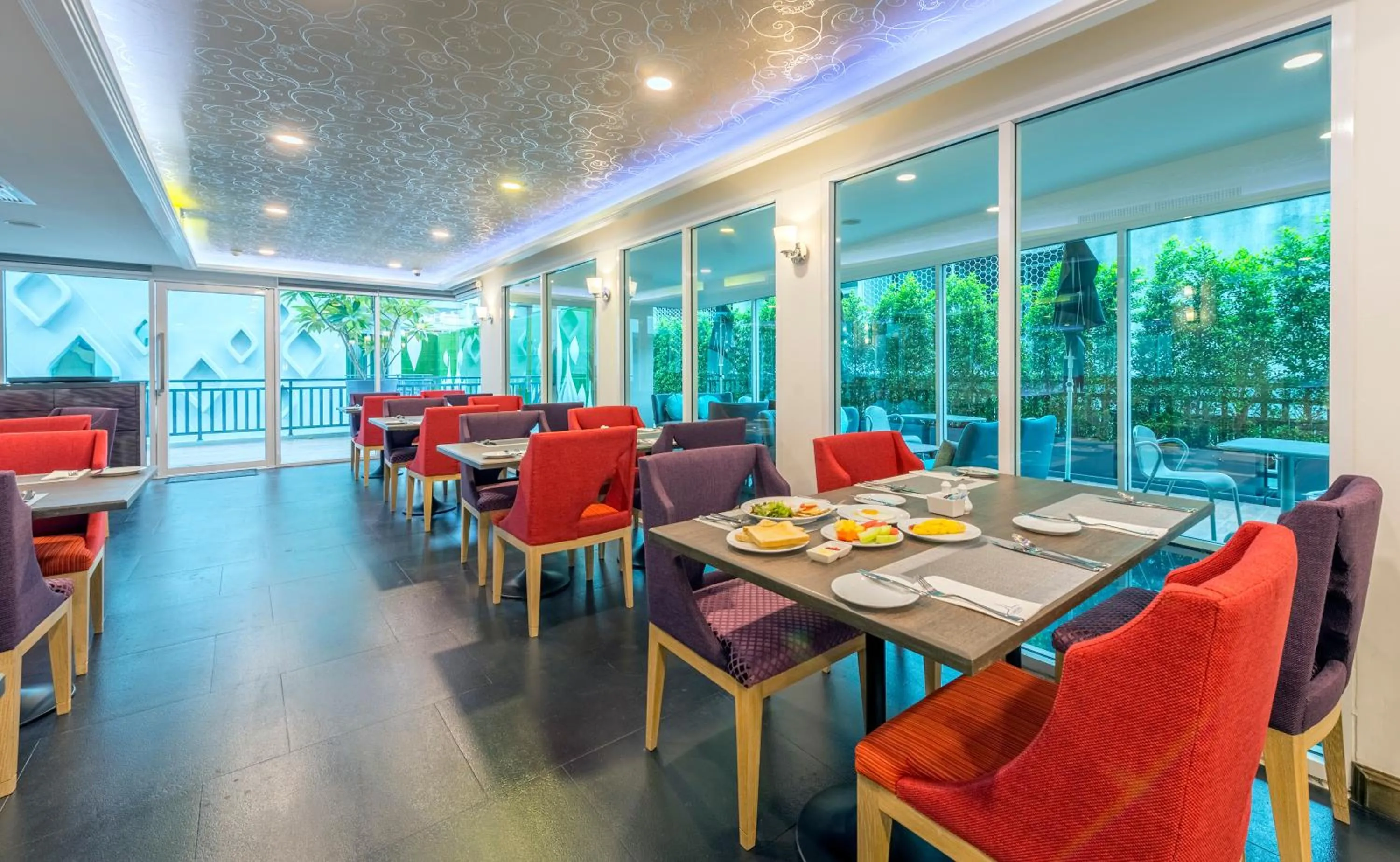Restaurant/places to eat in Anajak Bangkok Hotel - SHA Plus