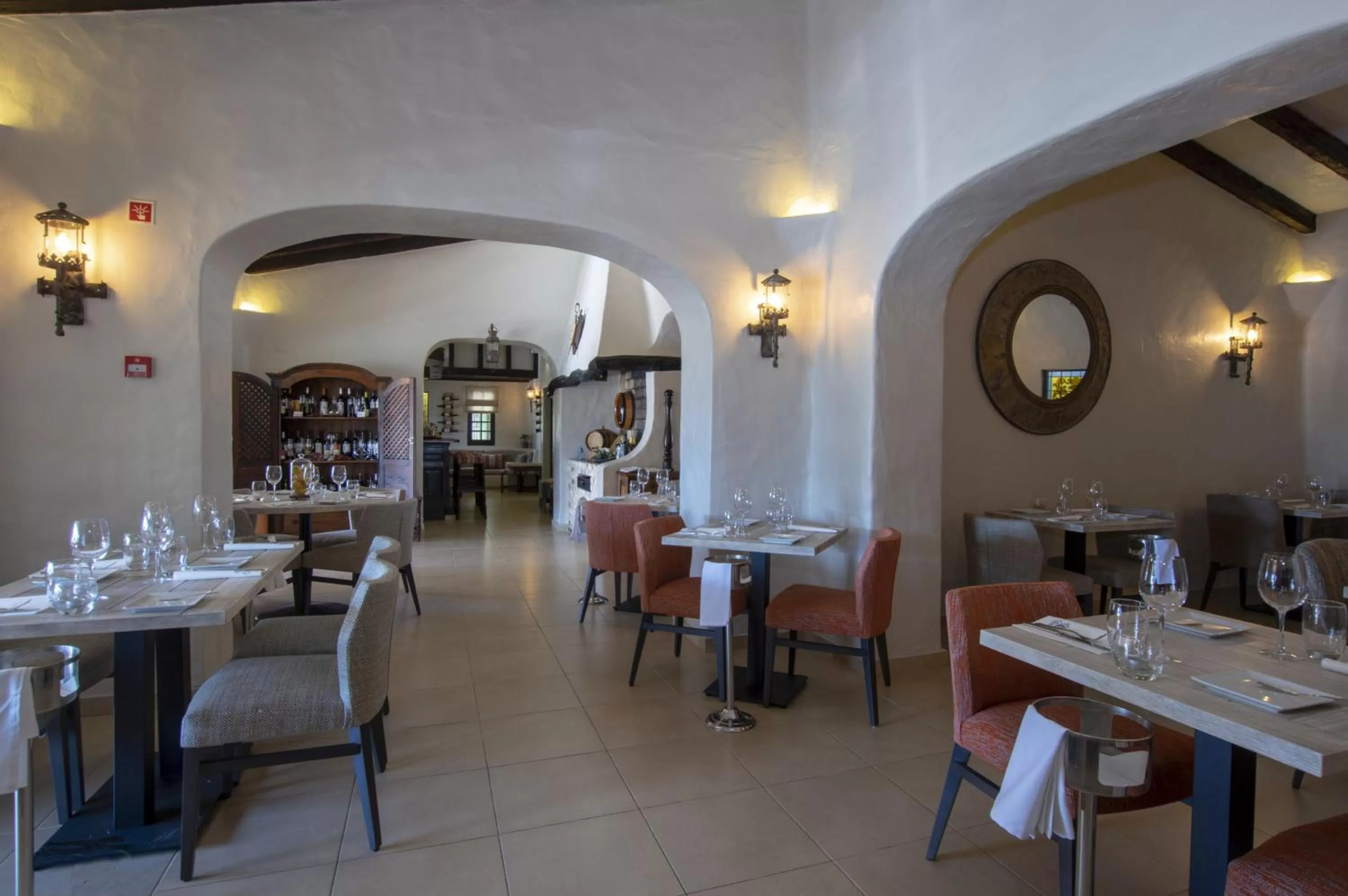 Restaurant/places to eat in Rocha Brava Village Resort