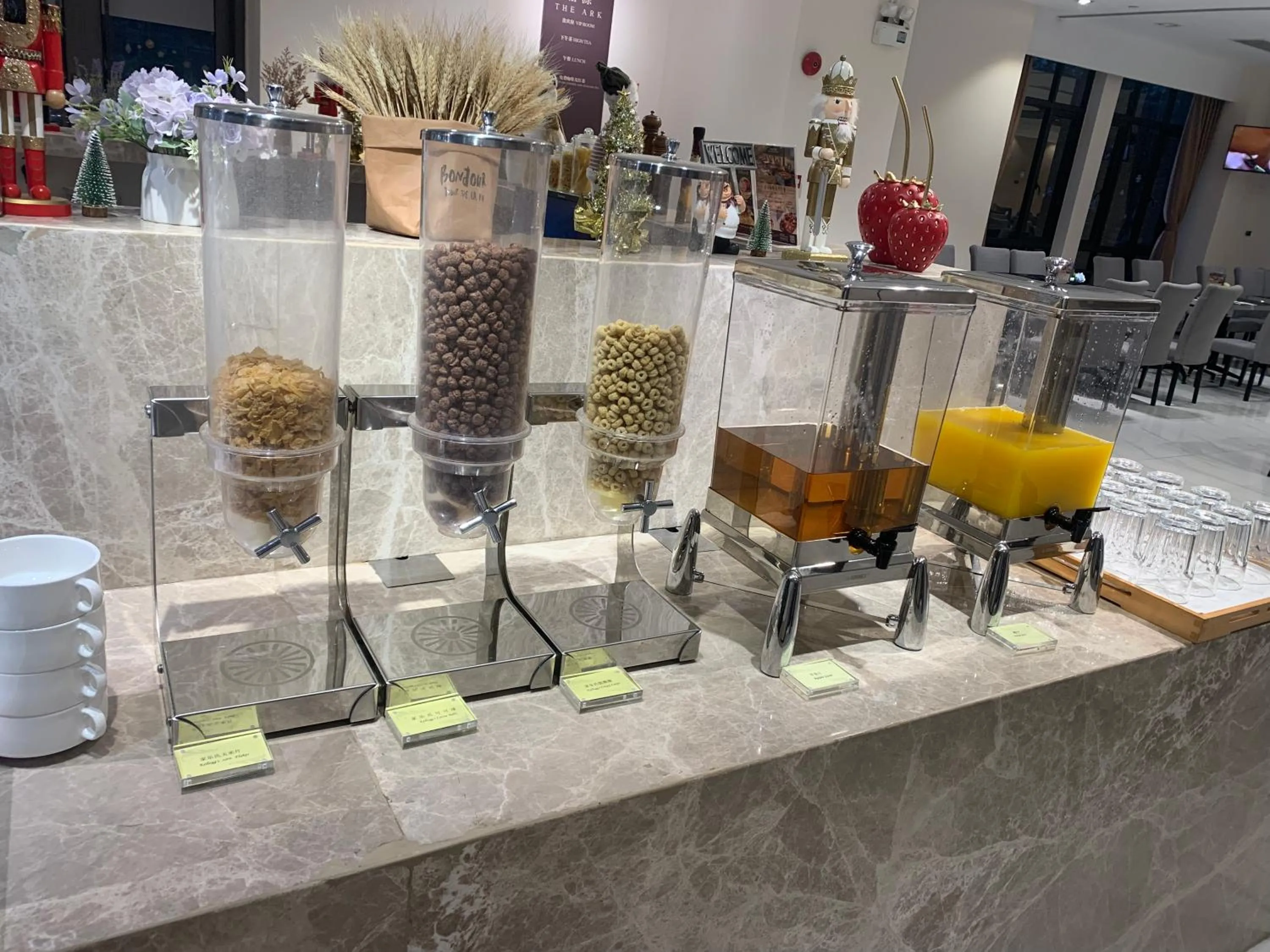 Breakfast in Bridal Tea House Hotel