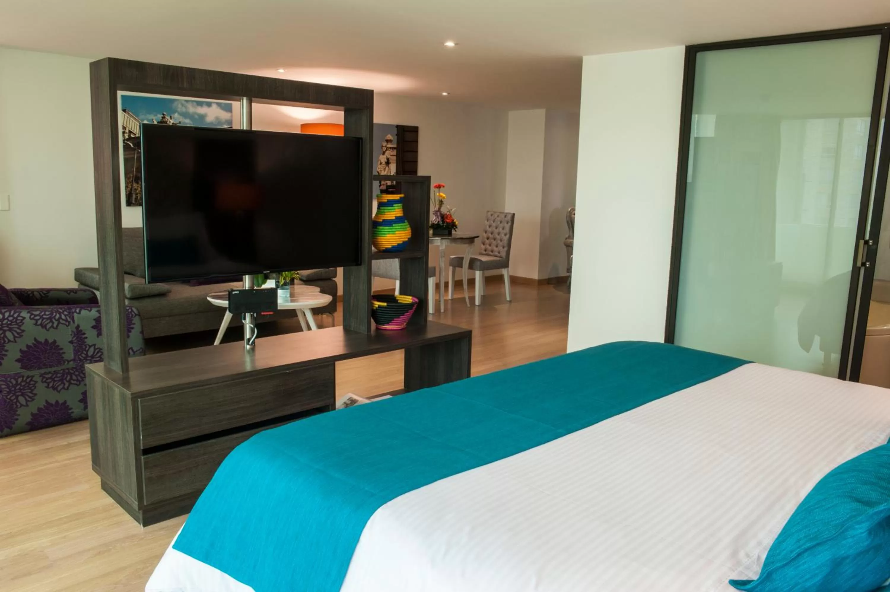 Living room, Bed in Hotel Grand Park