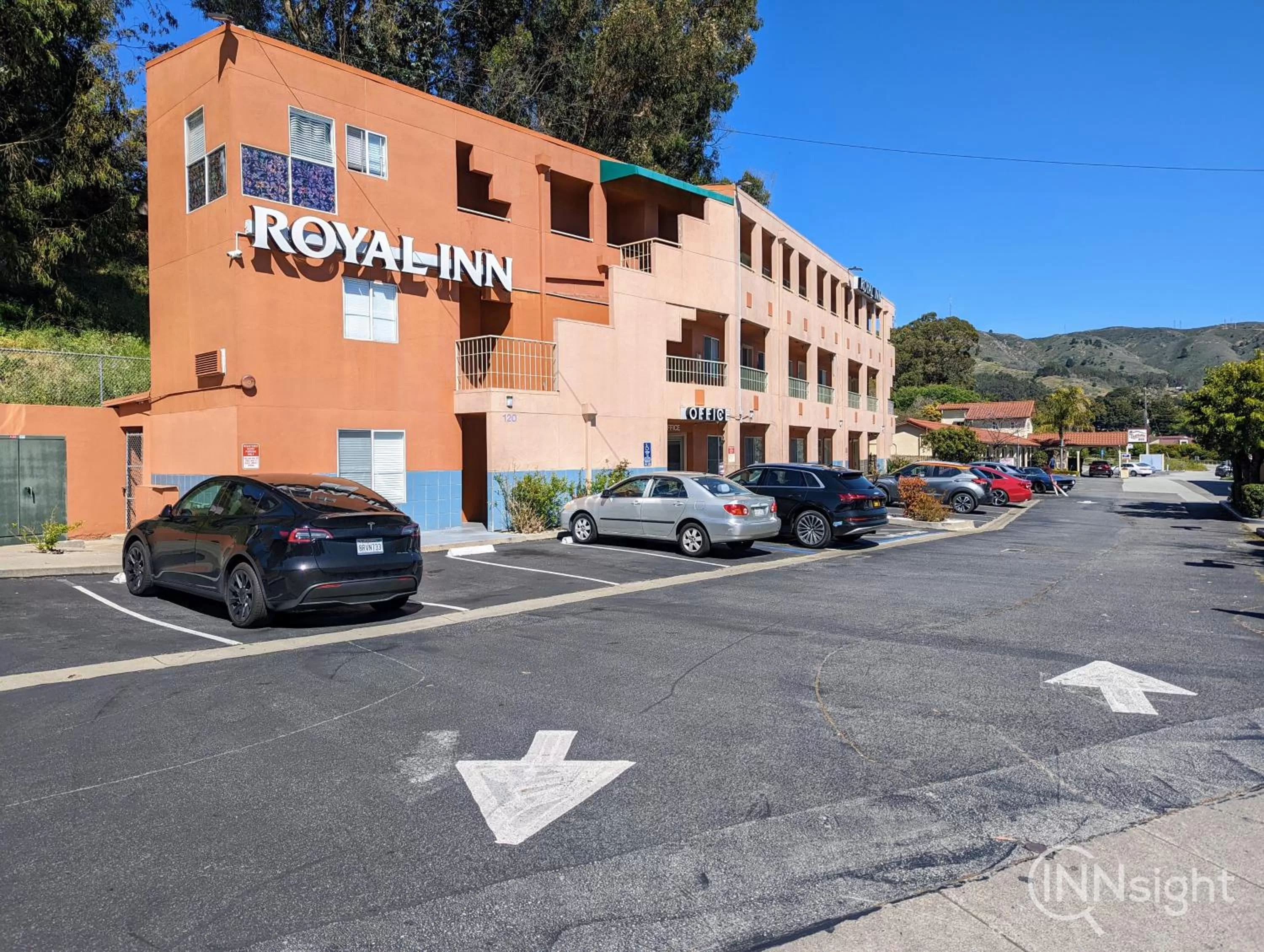 Parking in Royal Inn