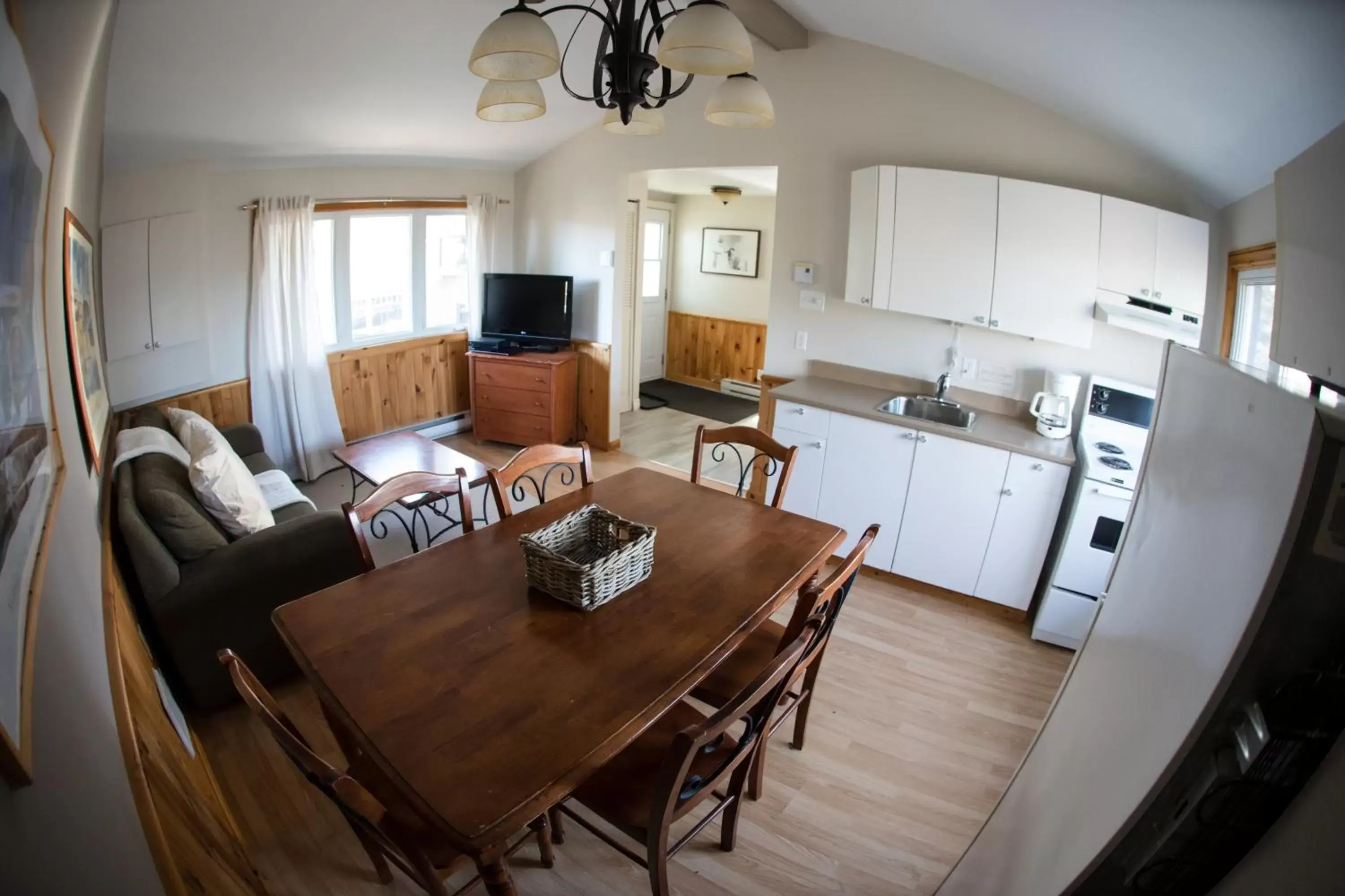 Standard Apartment in Le Montagnard, Auberge Hôtel & Chalets Standard Apartment in Le Montagnard, Auberge Hôtel & Chalets