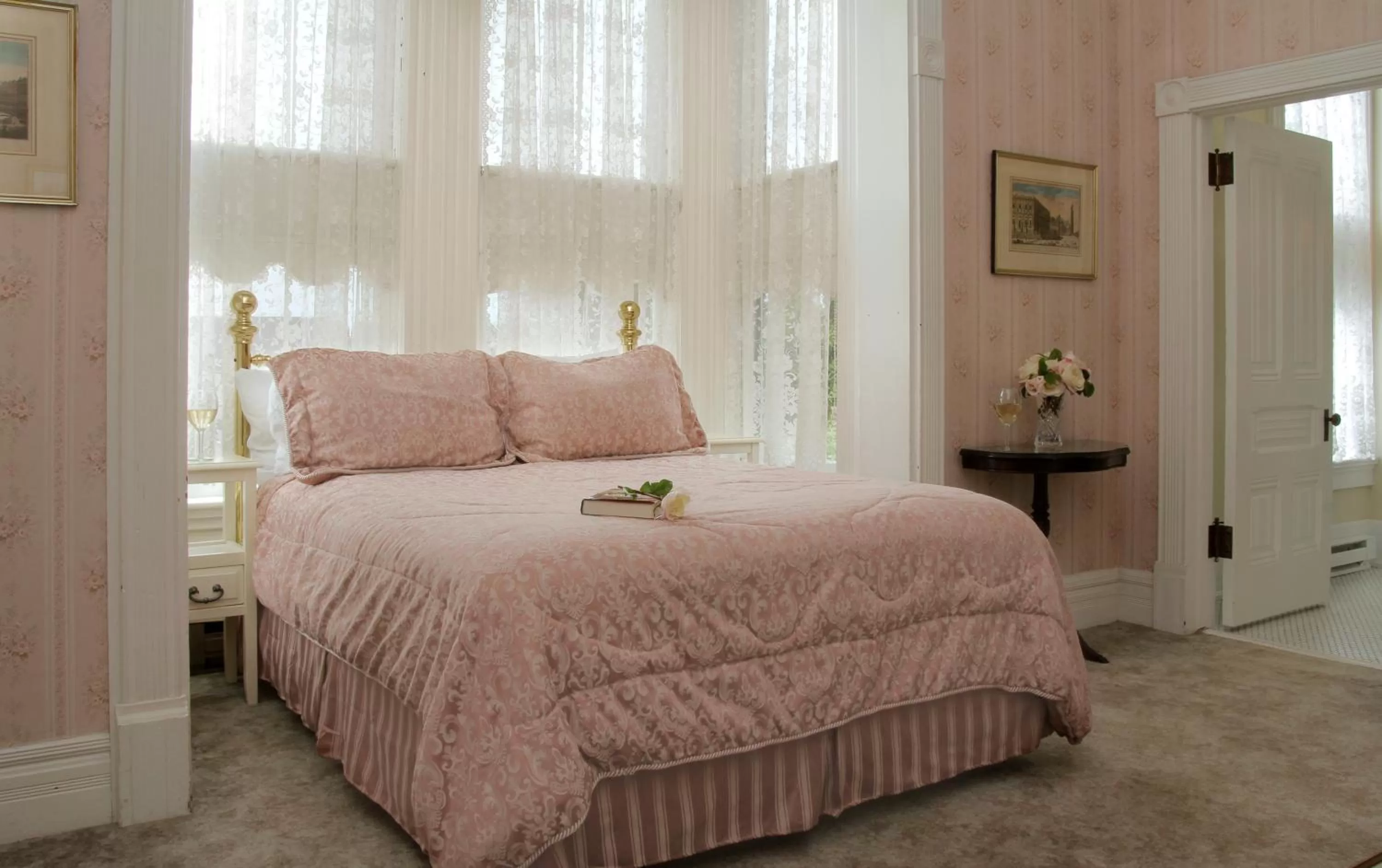 Bed in Victorian Inn