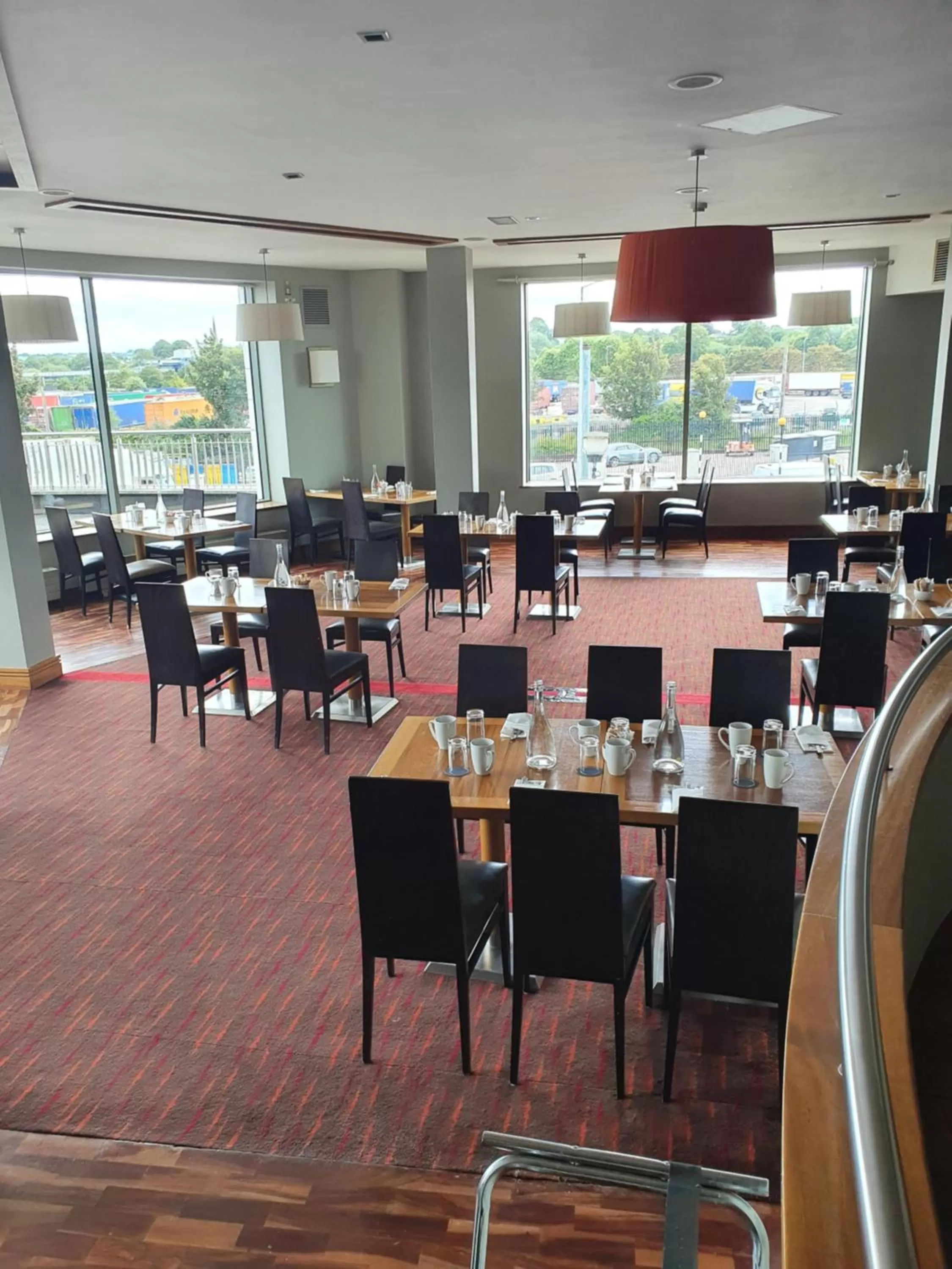 Restaurant/places to eat in Clayton Hotel Silver Springs