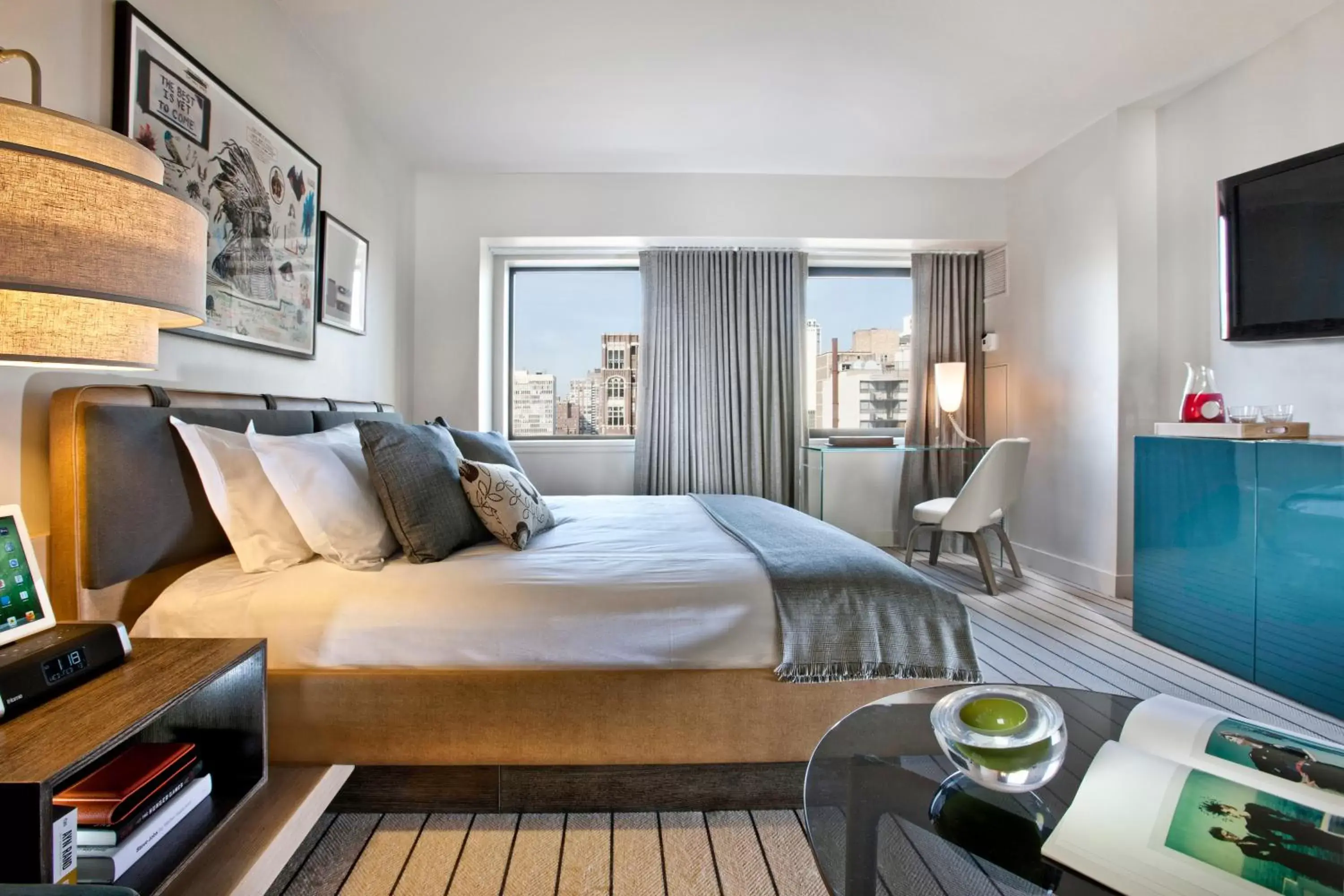 King Room with Lake View and Accessible Shower - Disability Access in Thompson Chicago, by Hyatt King Room with Lake View and Accessible Shower - Disability Access in Thompson Chicago, by Hyatt