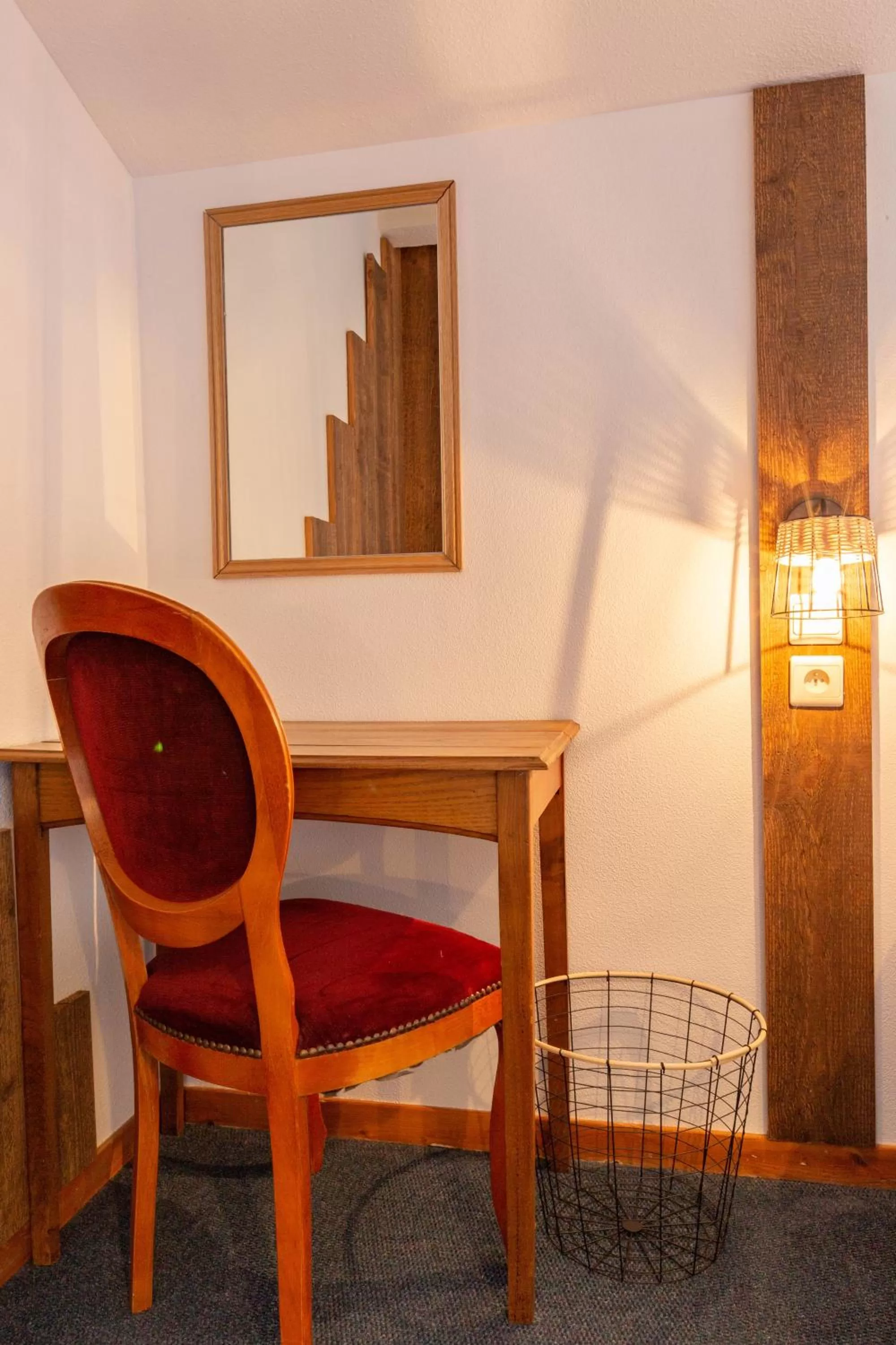 Seating area in L'Escale (accès en télécabine)